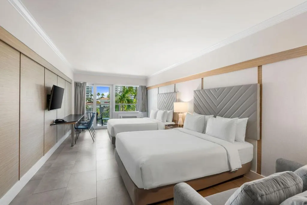 Bedroom, Bed in The Garden Hotel & Resort