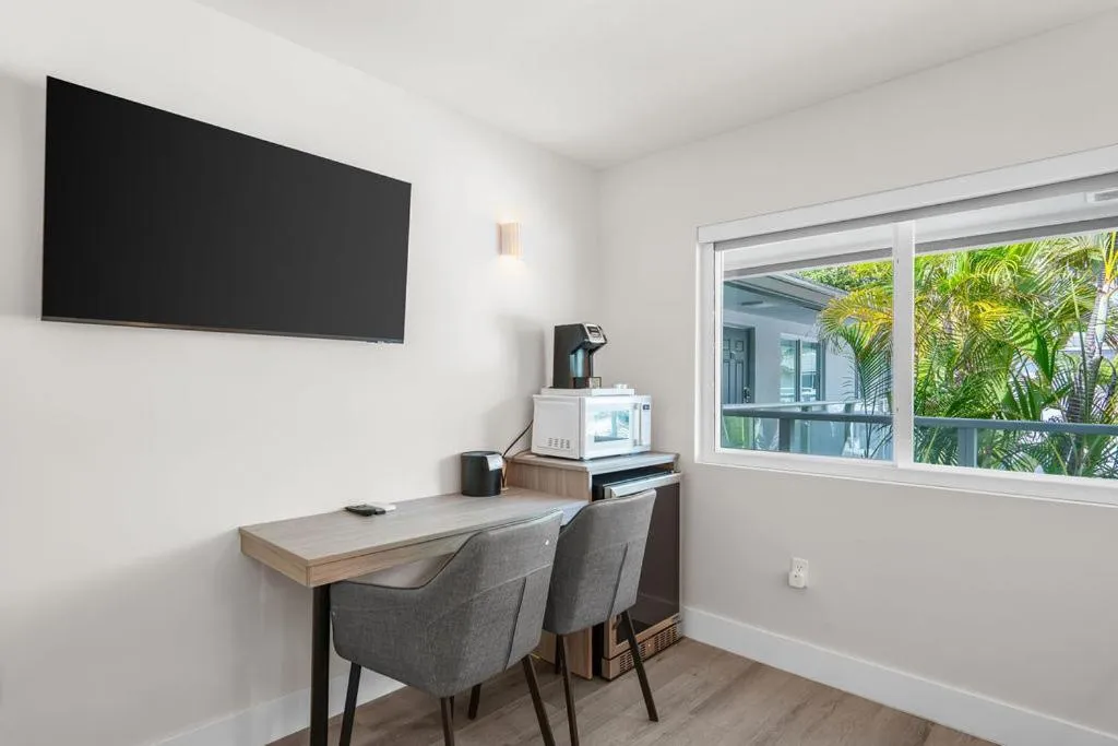 TV and multimedia in The Garden Hotel & Resort