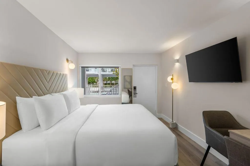 Bedroom, Bed in The Garden Hotel & Resort