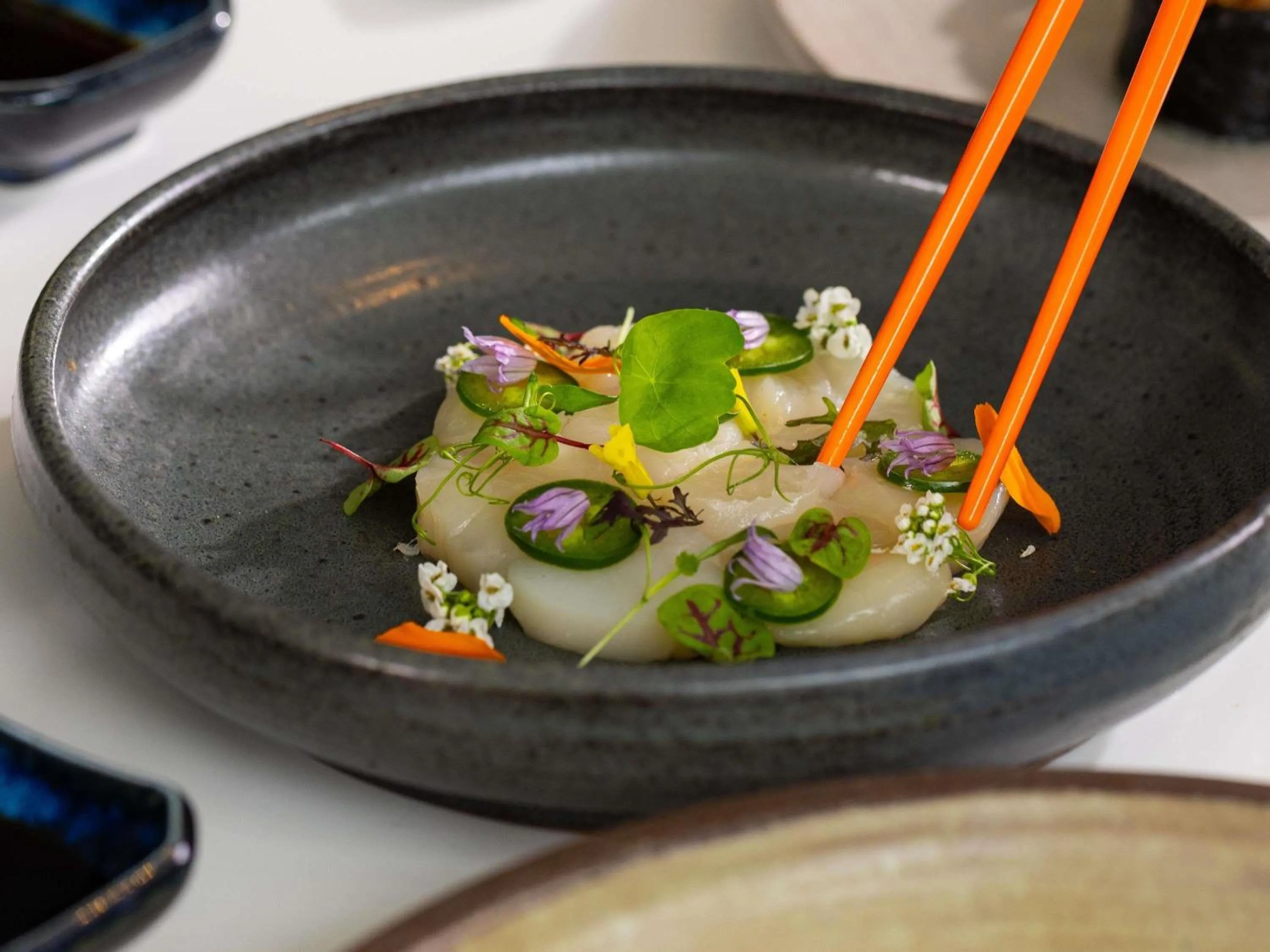 Lounge or bar in Fairmont Pacific Rim