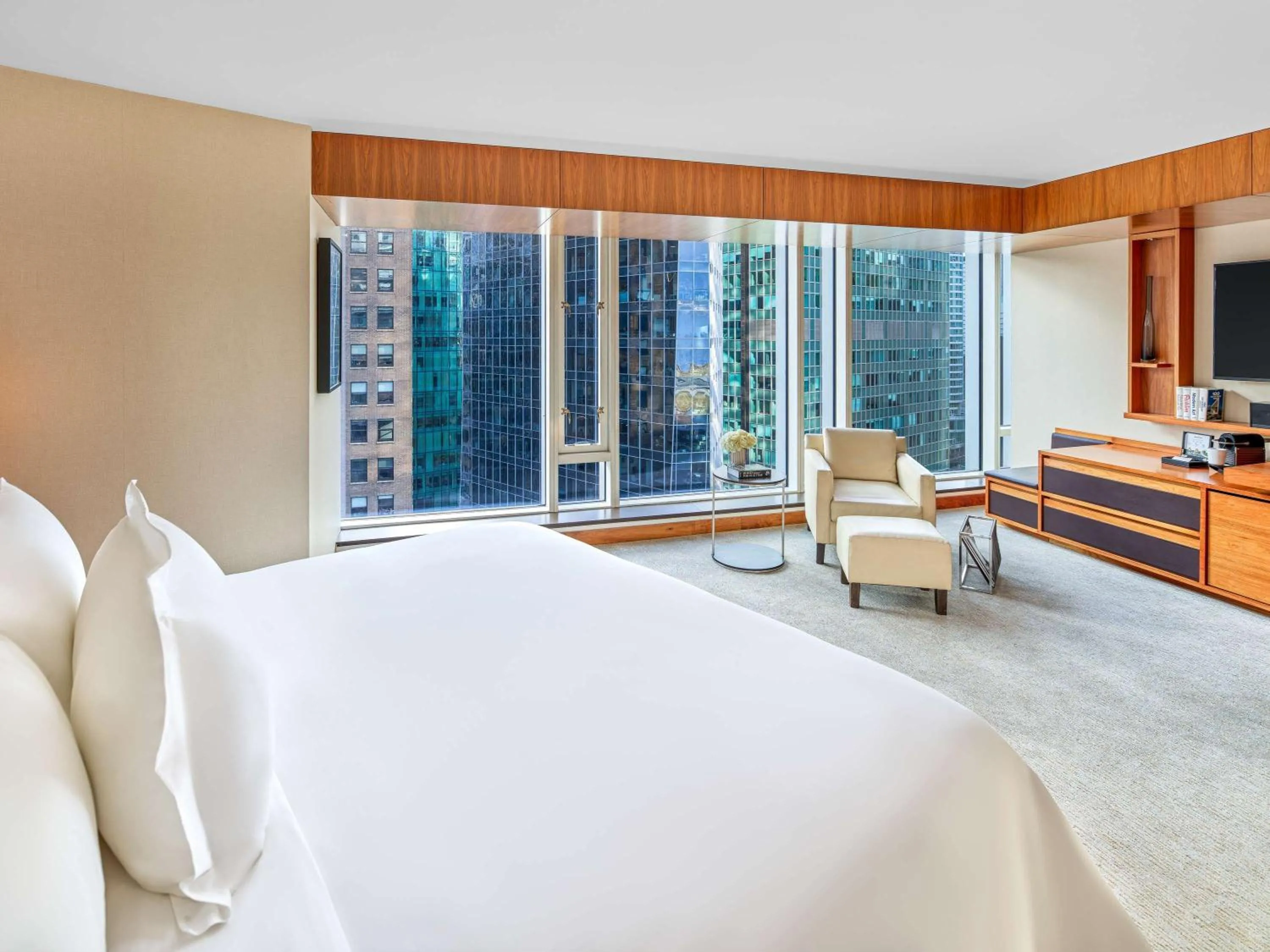 Fairmont King Room in Fairmont Pacific Rim