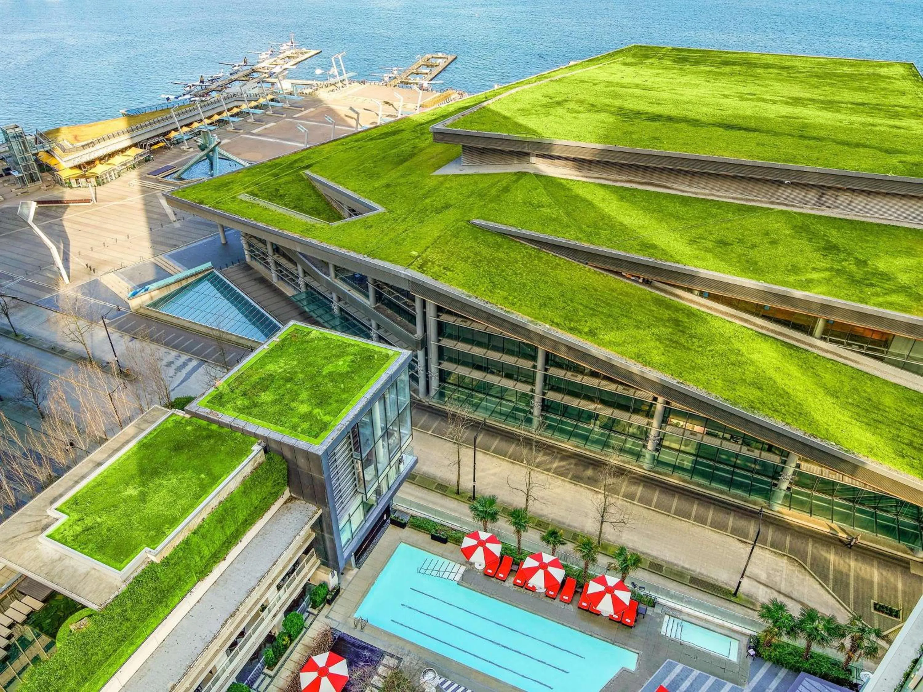 Bedroom in Fairmont Pacific Rim