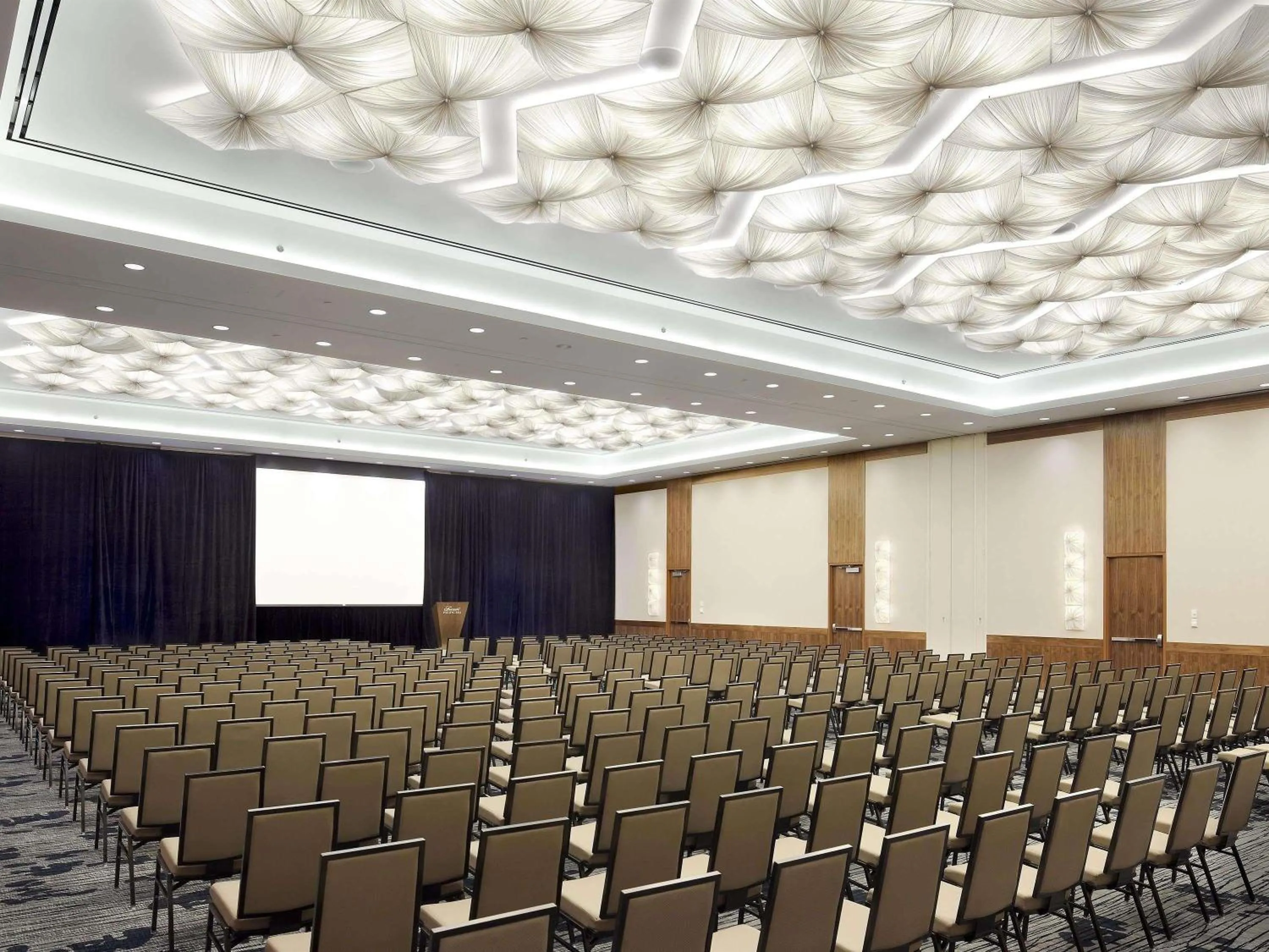 Meeting/conference room in Fairmont Pacific Rim