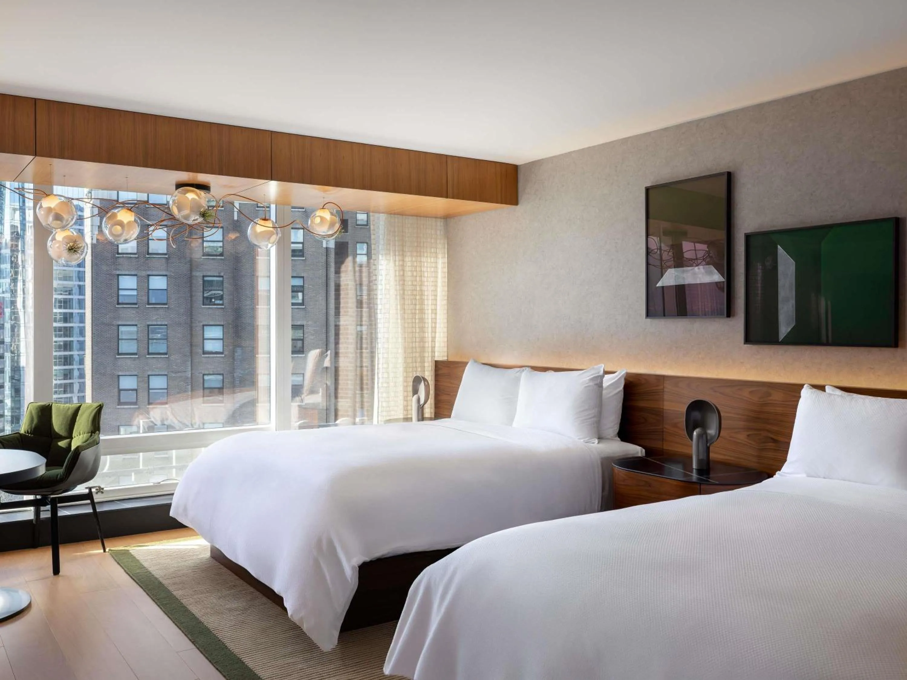 Bedroom, Bed in Fairmont Pacific Rim