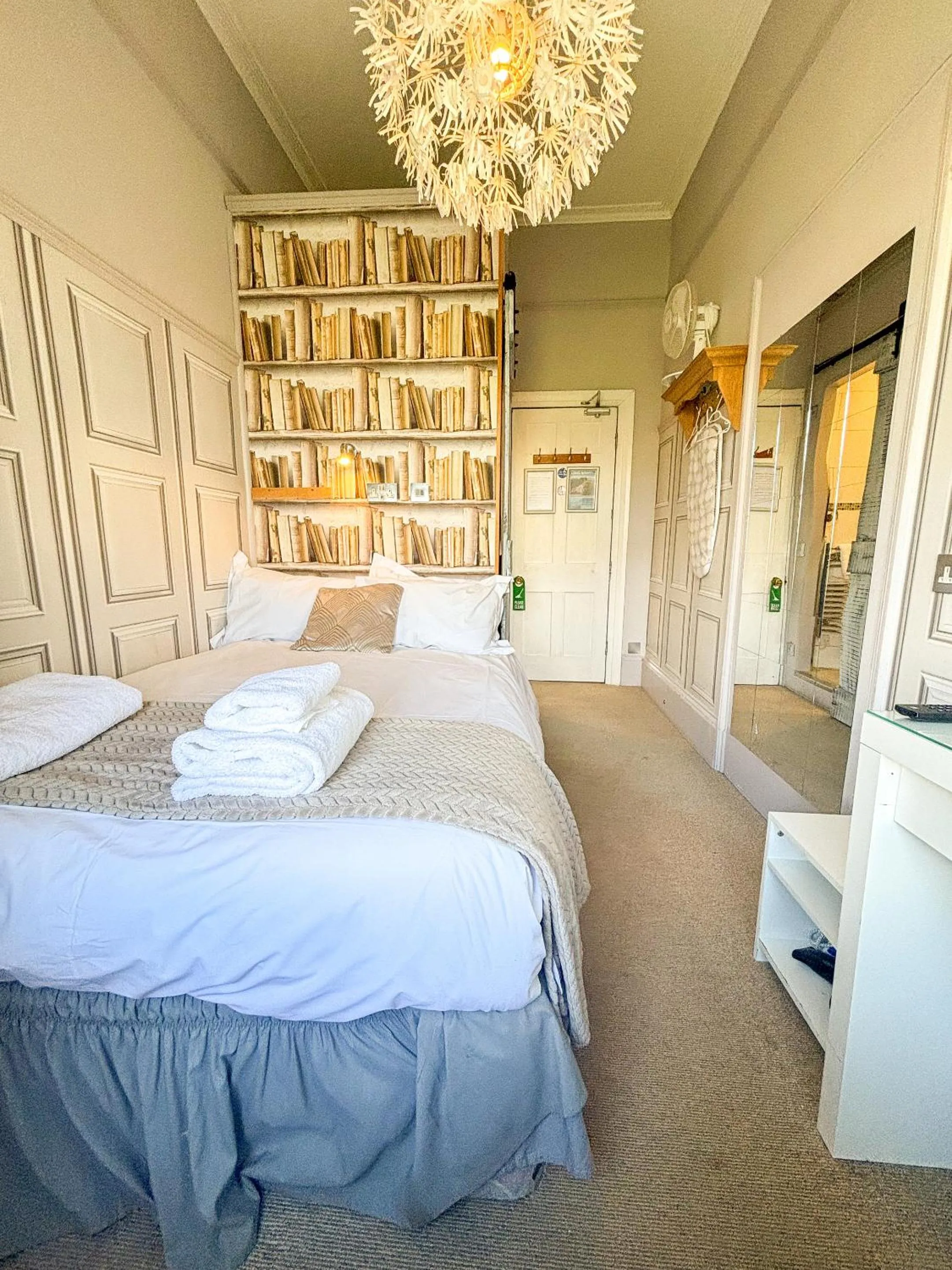 Bedroom, Bed in X Hotel Brunswick Square