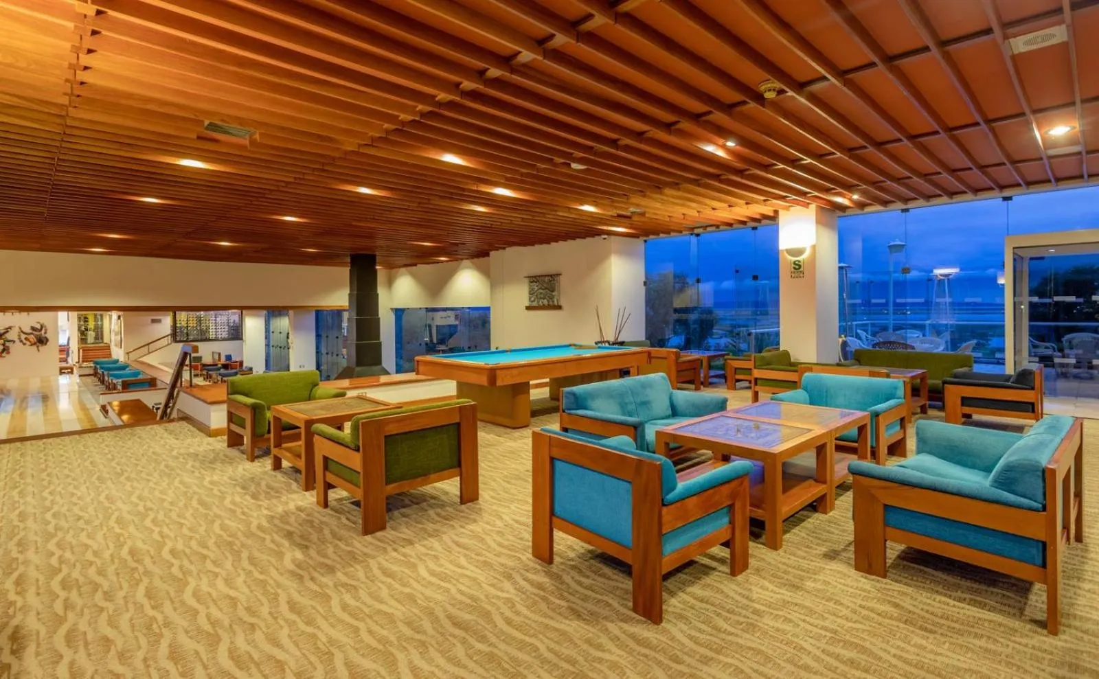 Billiard in GHL Hotel Lago Titicaca