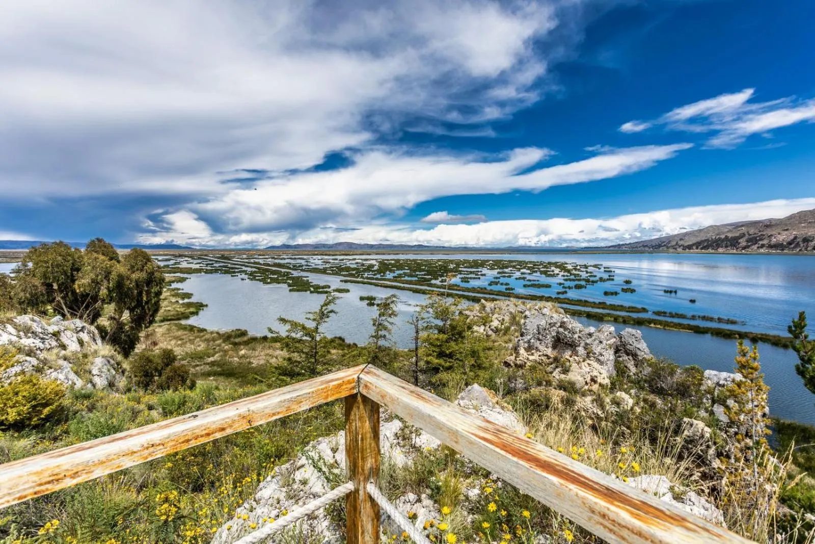 Lake view in GHL Hotel Lago Titicaca