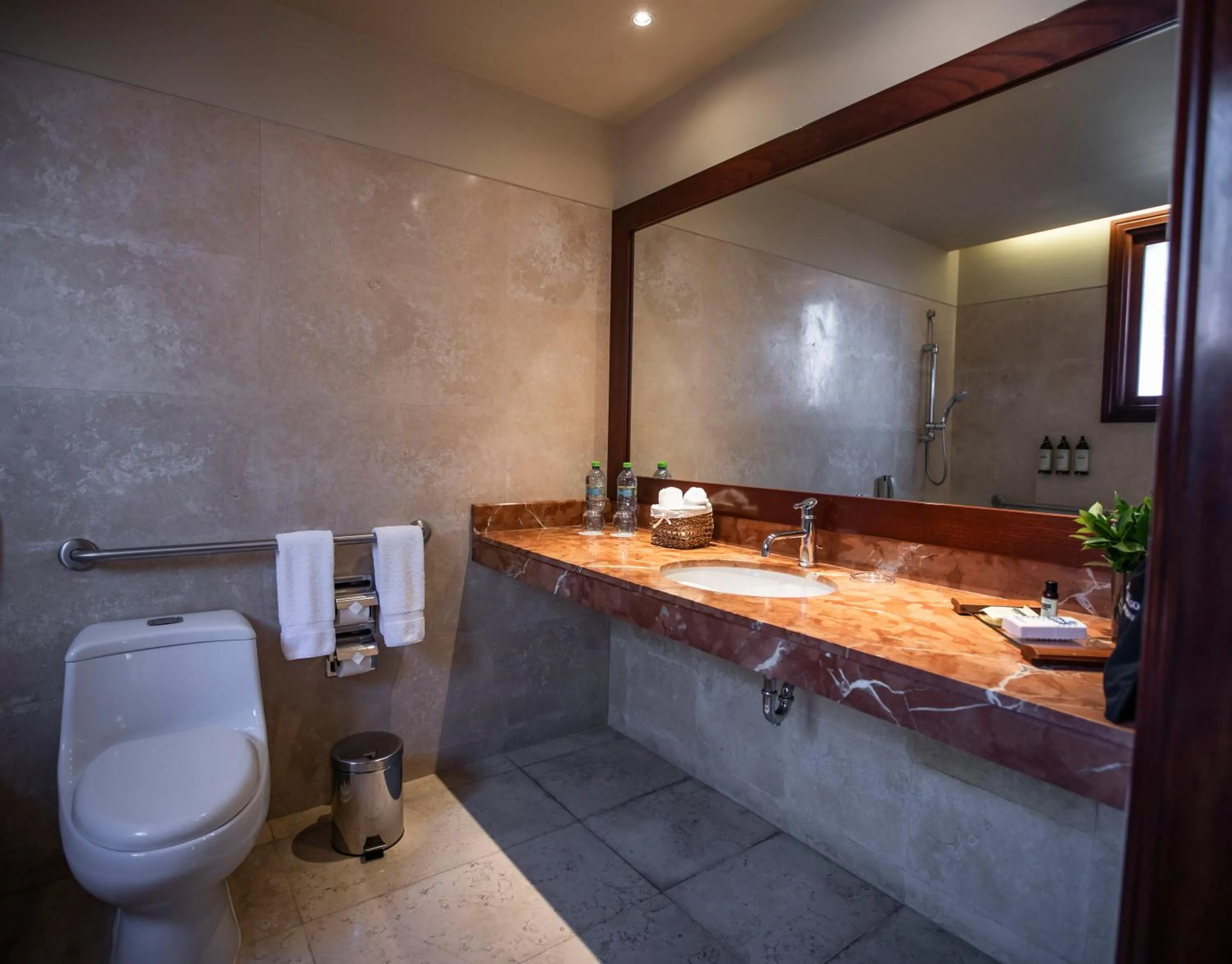 Bathroom in Wyndham Costa del Sol Arequipa