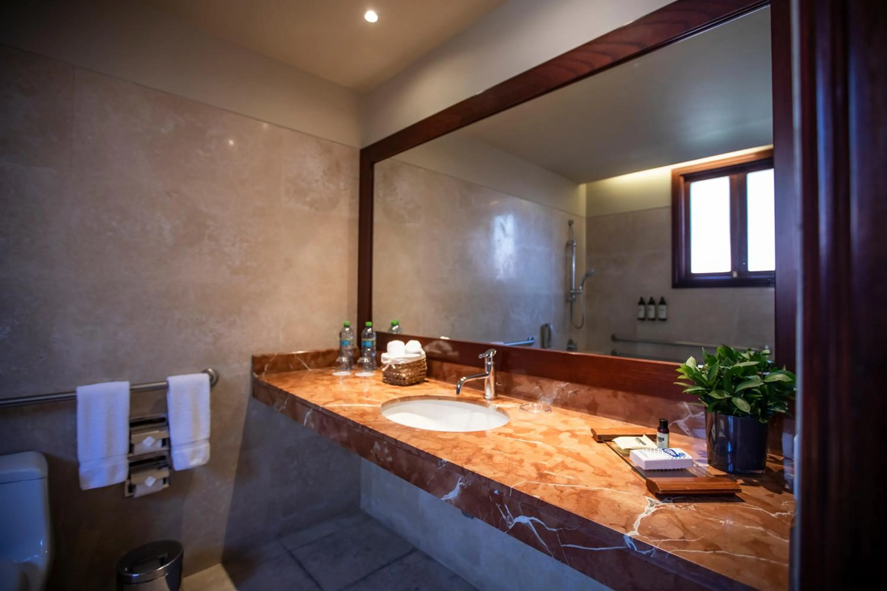 Bath in Wyndham Costa del Sol Arequipa