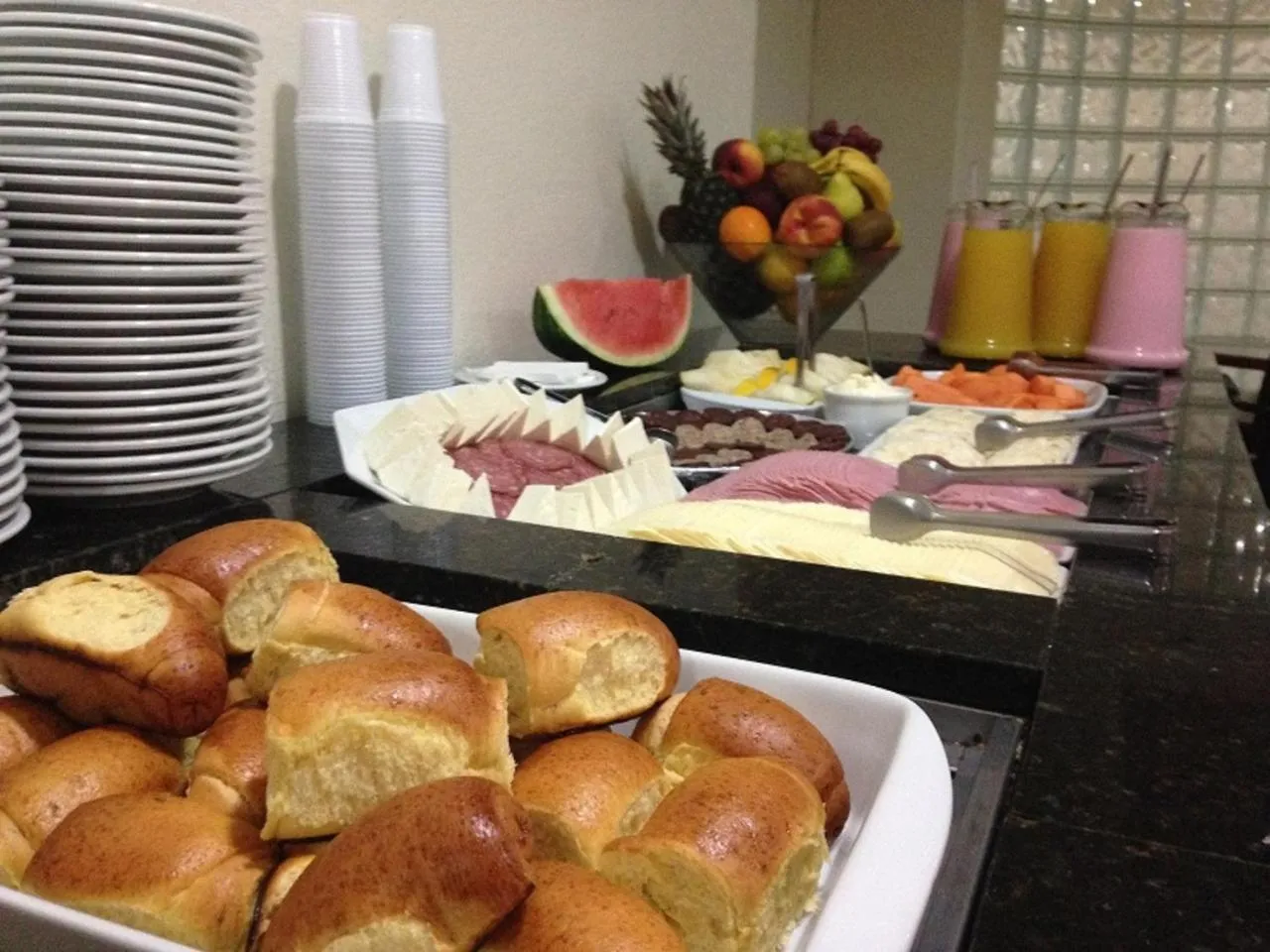 Food and drinks in Umbu Hotel Porto Alegre - Centro Histórico - Prox Aeroporto