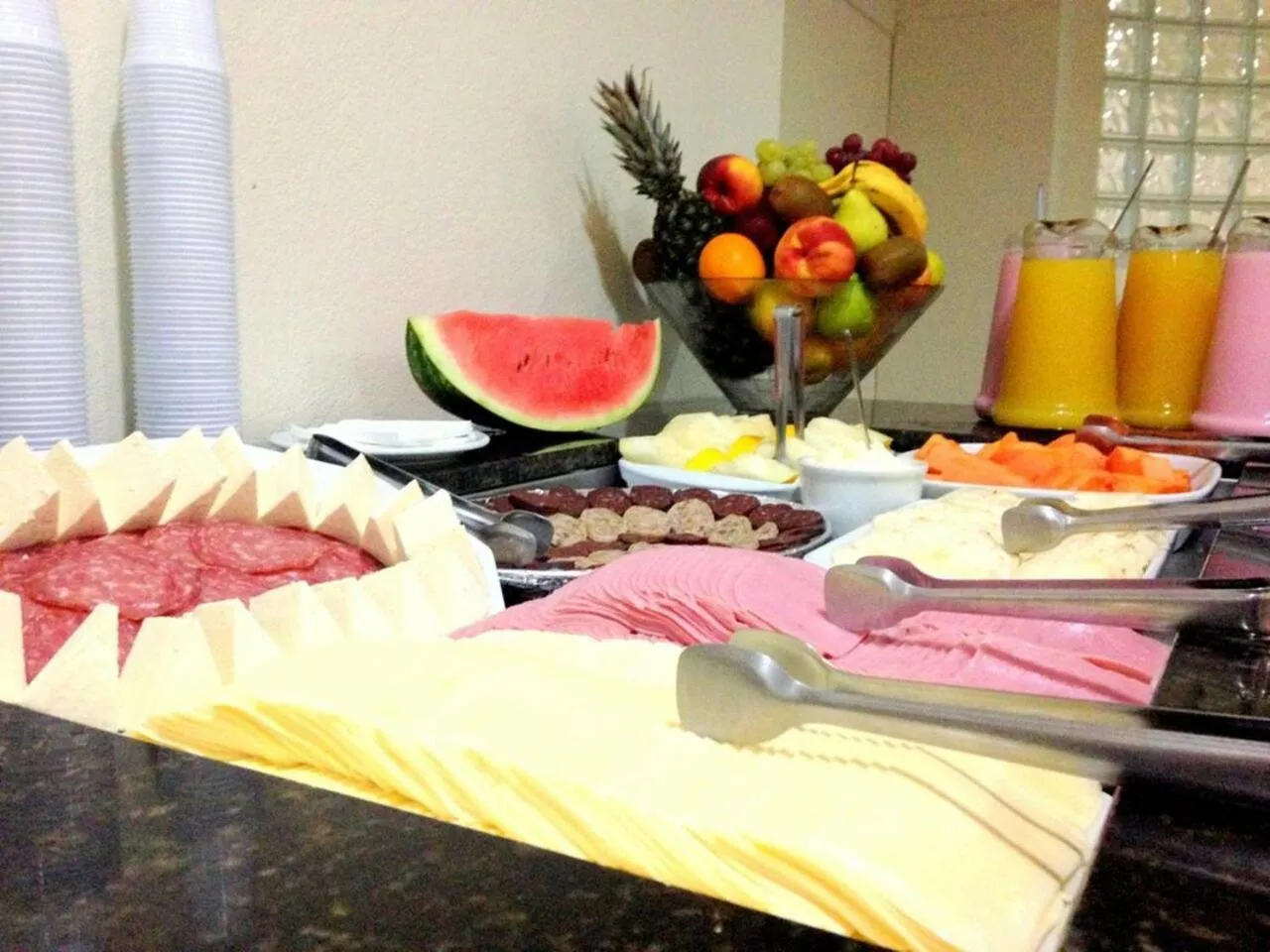 Food and drinks in Umbu Hotel Porto Alegre - Centro Histórico - Prox Aeroporto