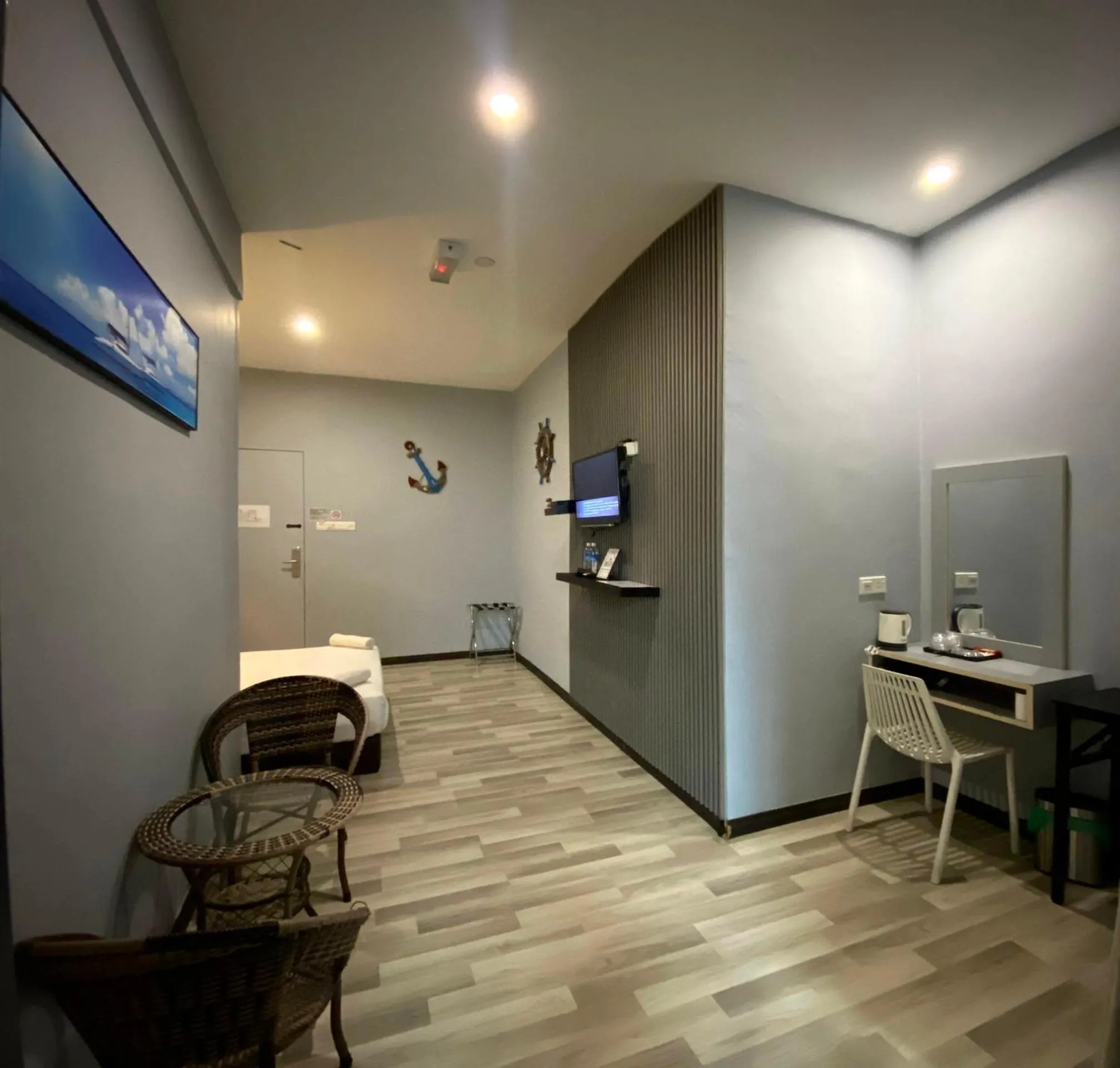 Ang Lee Holiday Stay