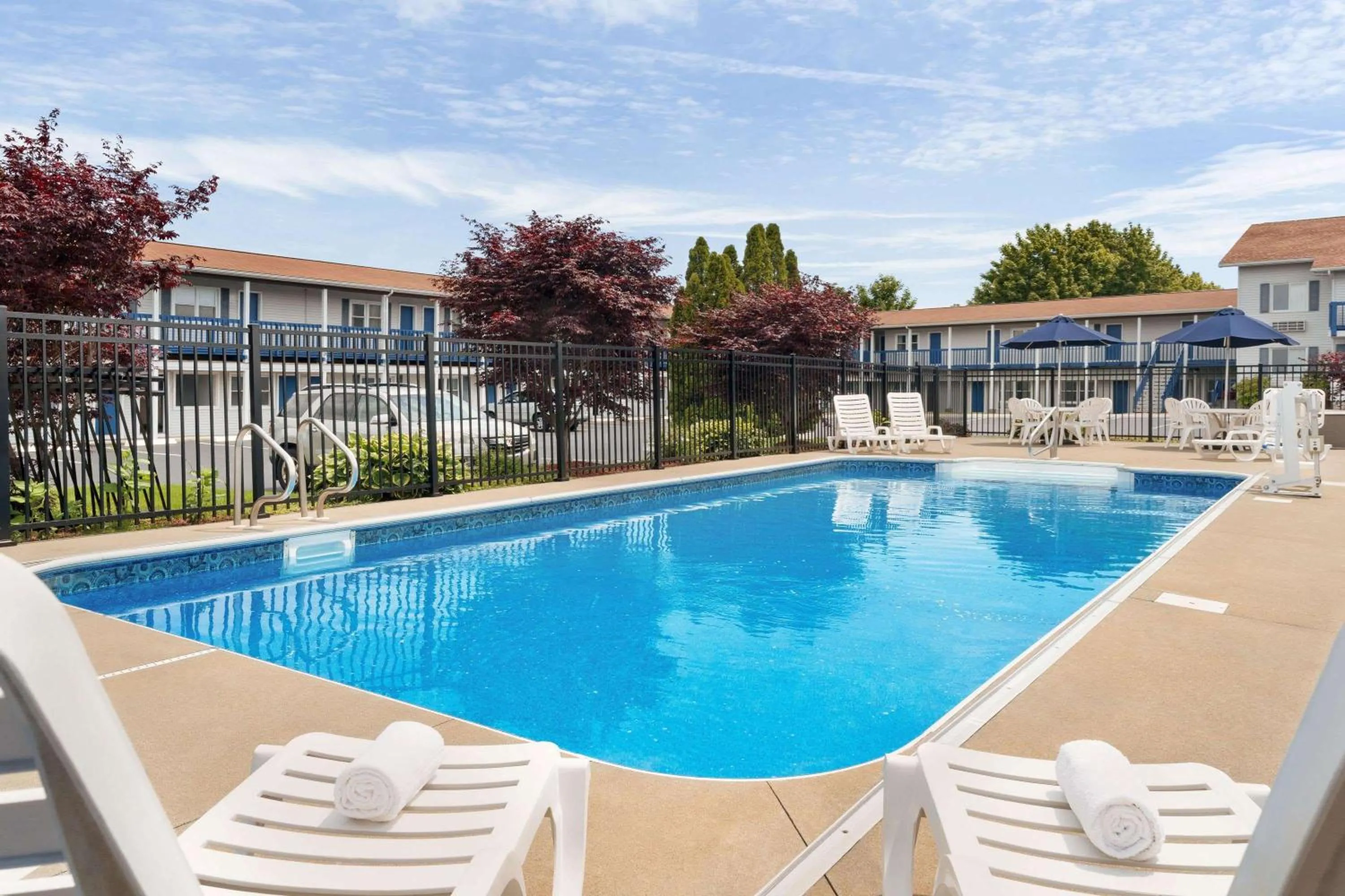 Pool view in Days Inn by Wyndham Middletown/Newport Area