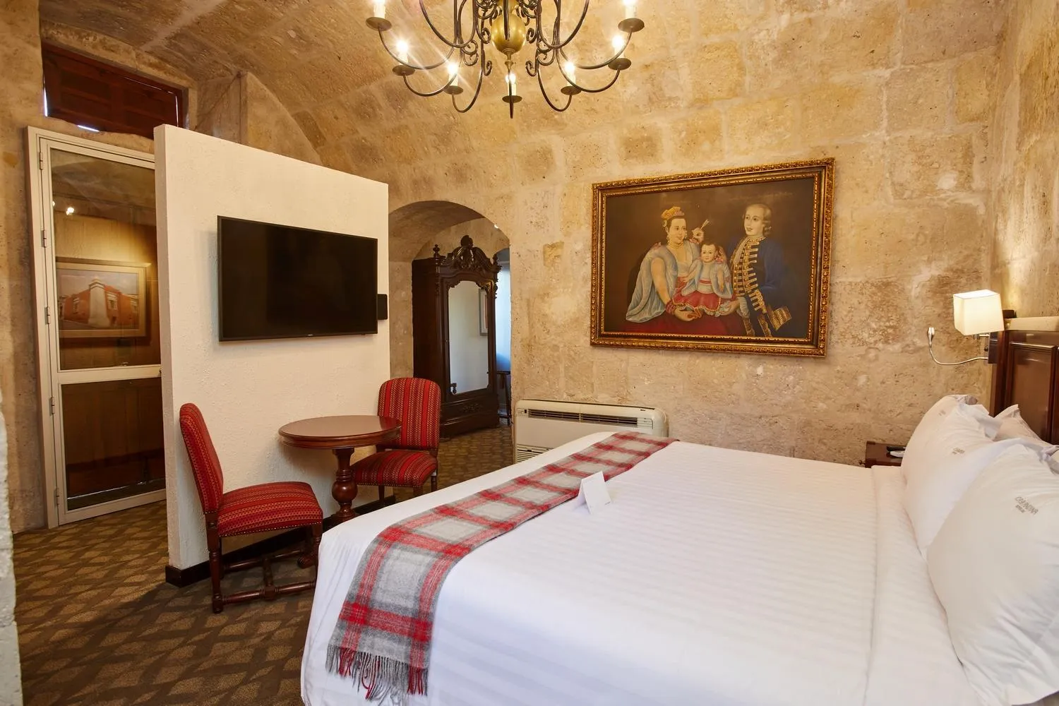 Photo of the whole room, Bed in Casa Andina Premium Arequipa