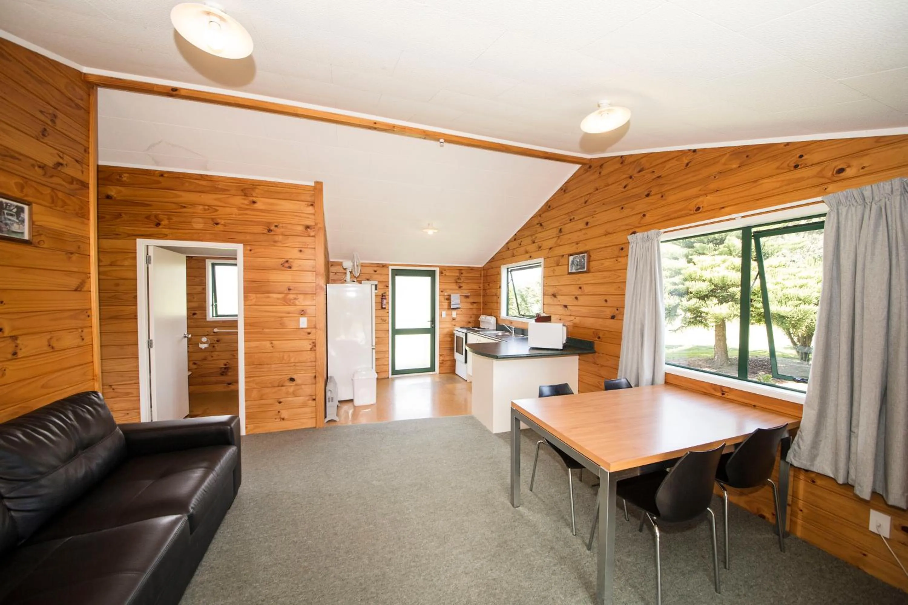 Kitchen or kitchenette in The Clive Hideaway