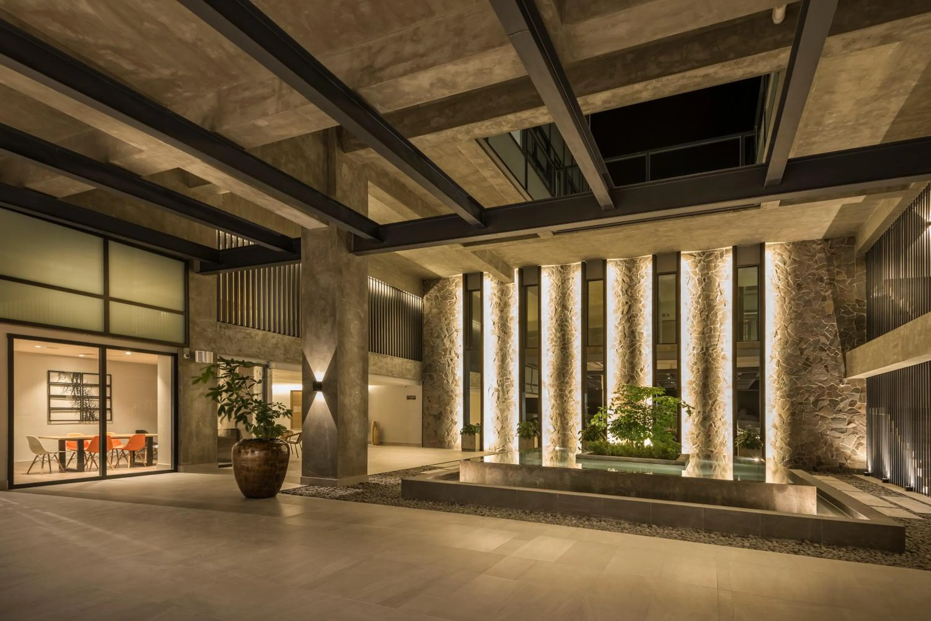 Property building in Jinhold Hotel & Serviced Apartment