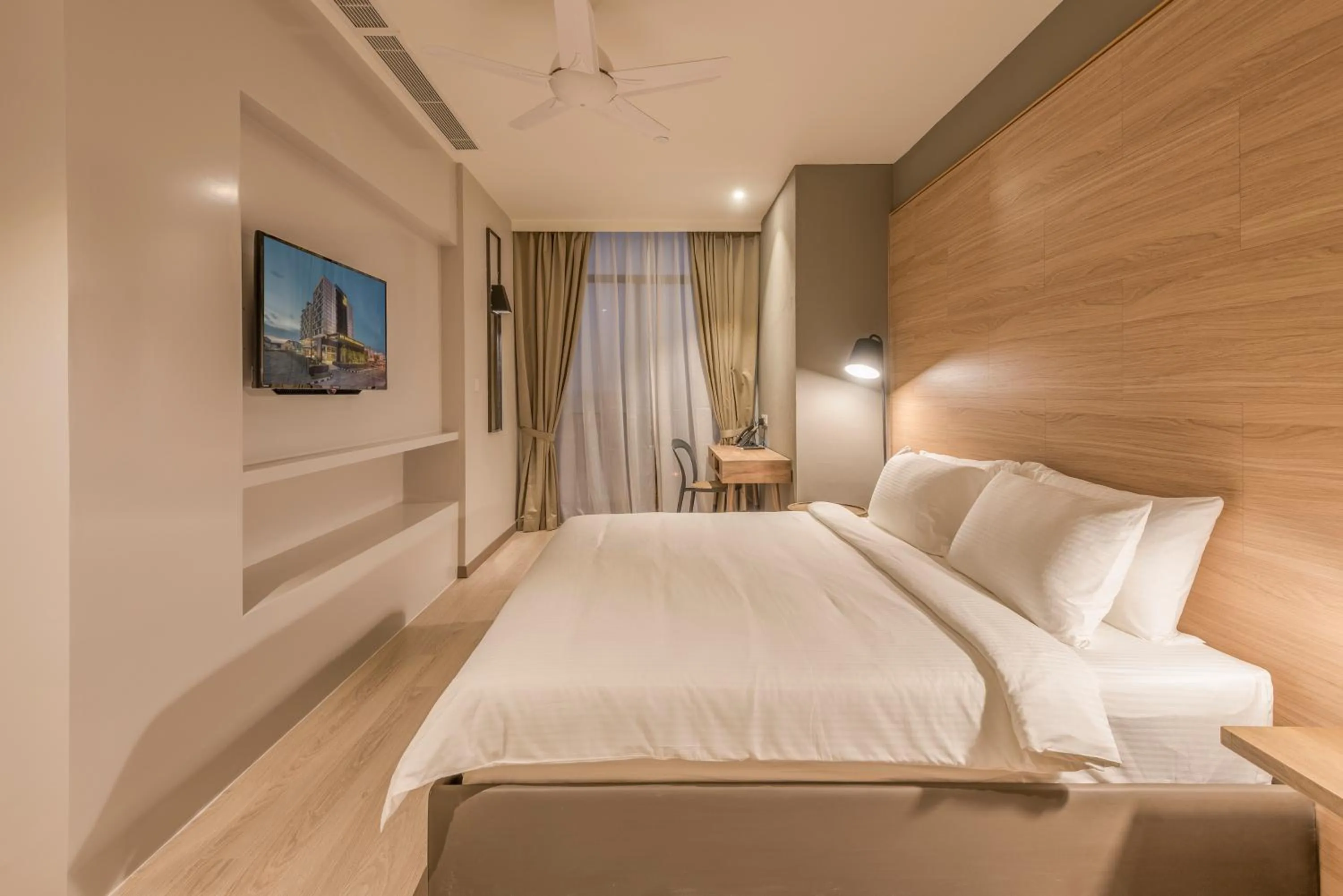 Bedroom, Bed in Jinhold Hotel & Serviced Apartment