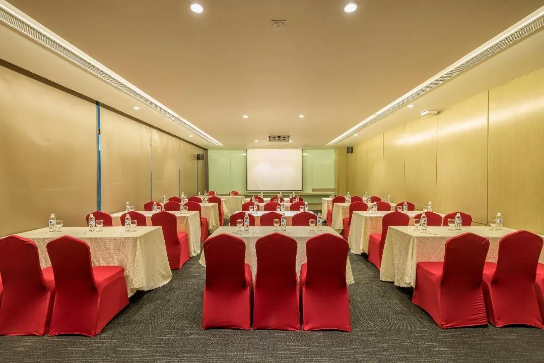 Jinhold Hotel & Serviced Apartment