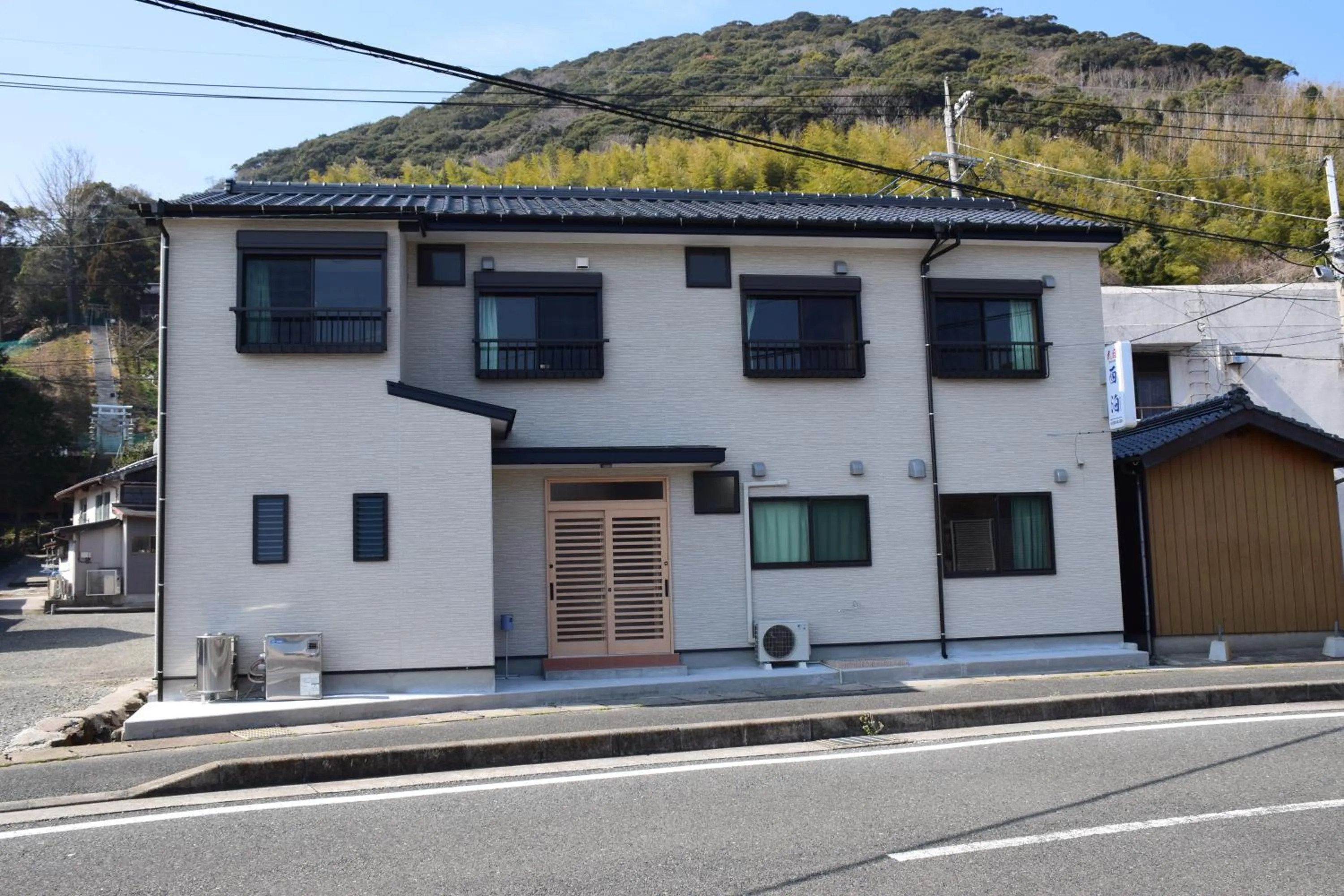 Property building in Minshuku Nishidomari