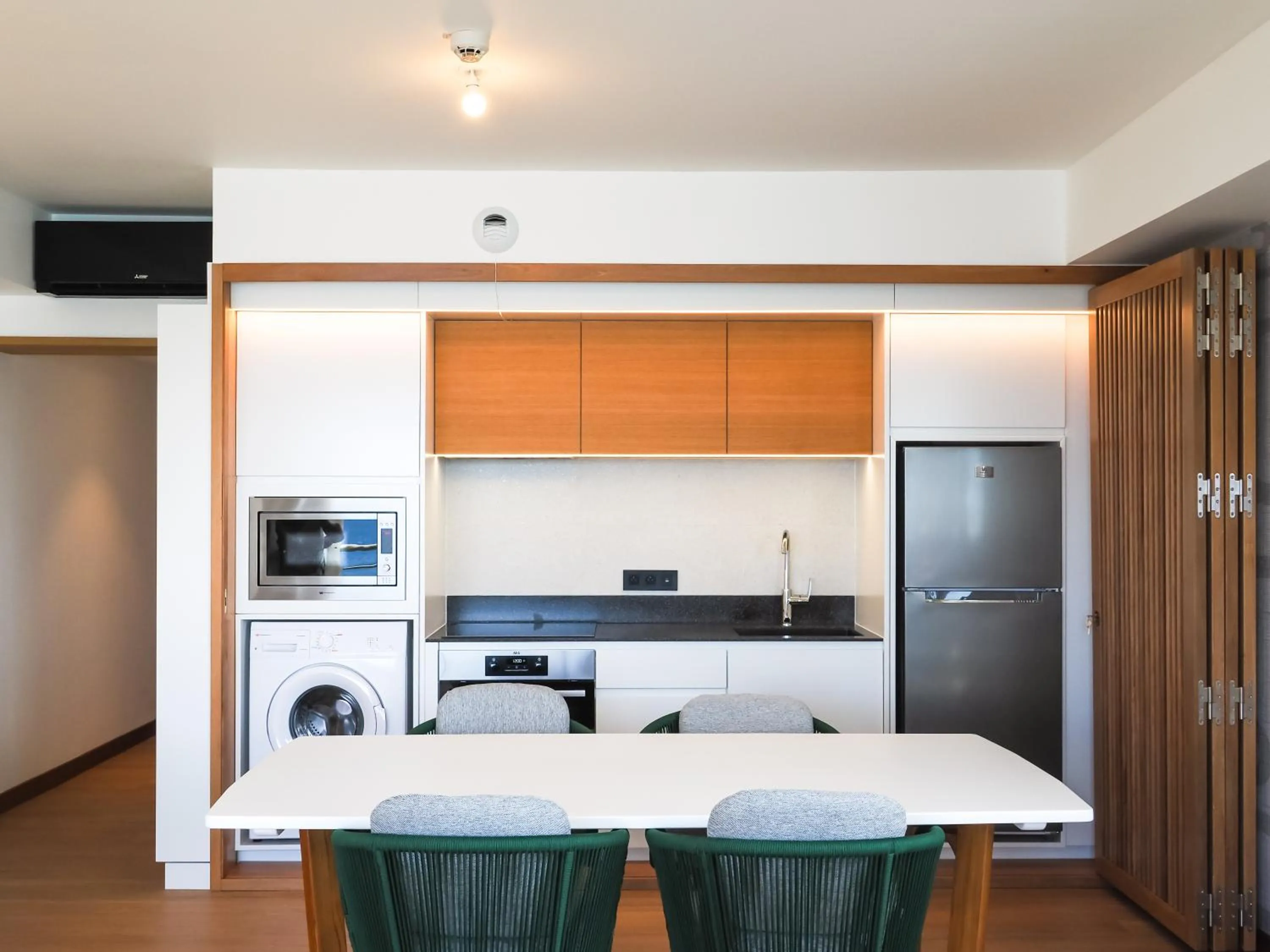 kitchen in Le Tahiti by Pearl Resorts