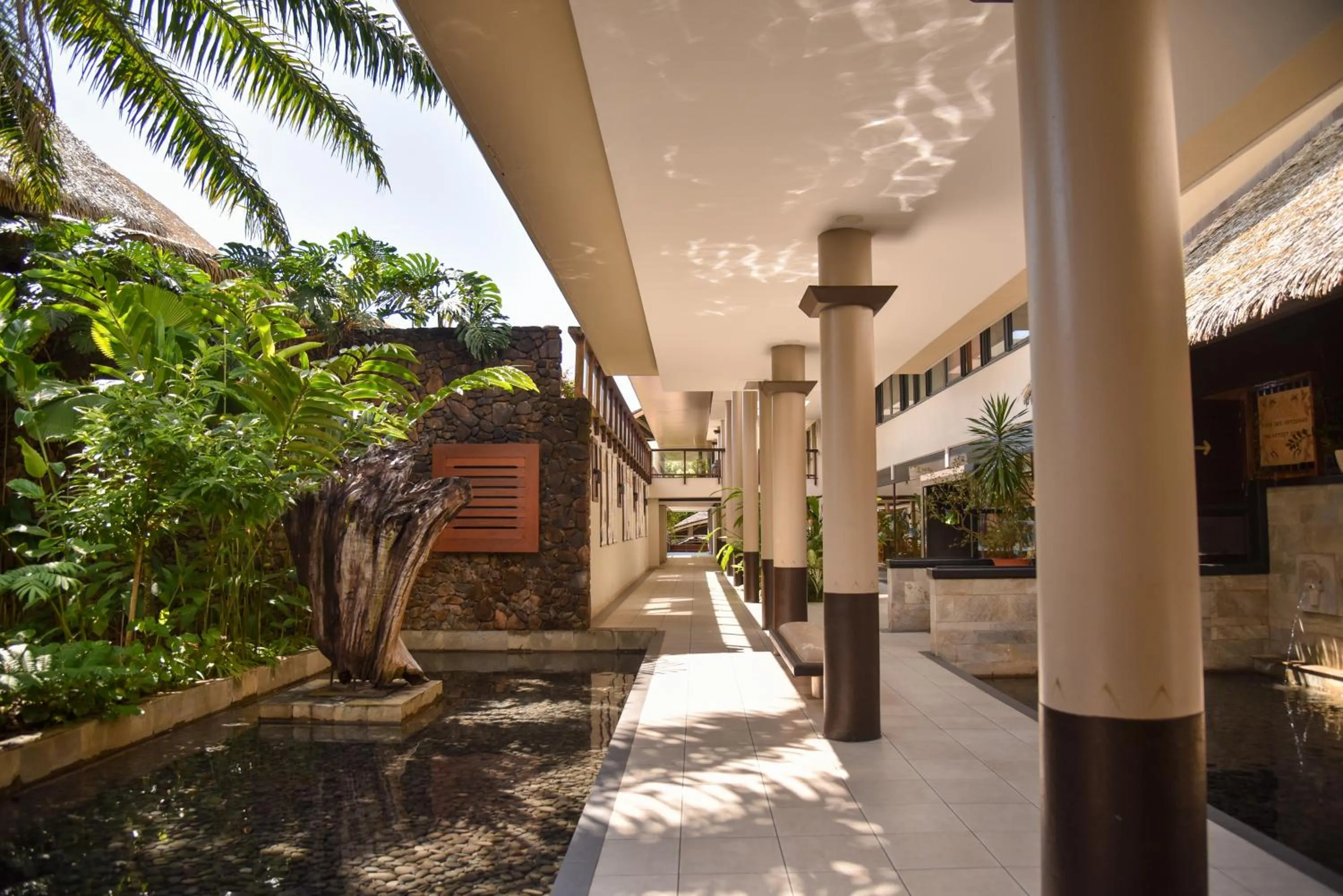 Property building in Le Tahiti by Pearl Resorts