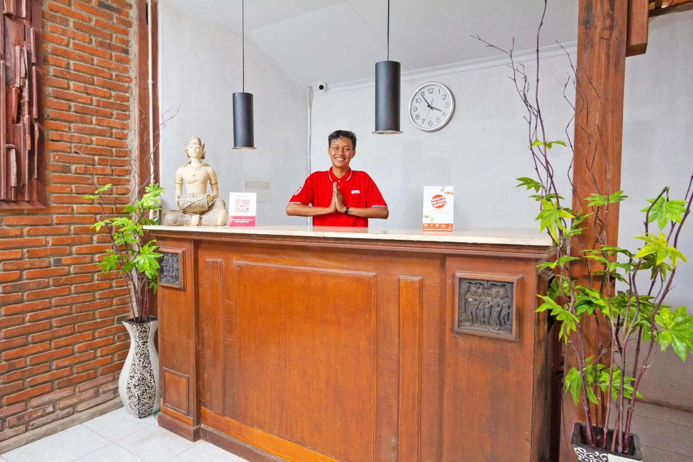 Lobby or reception in Hotel O Abhaya Mudra Homestay