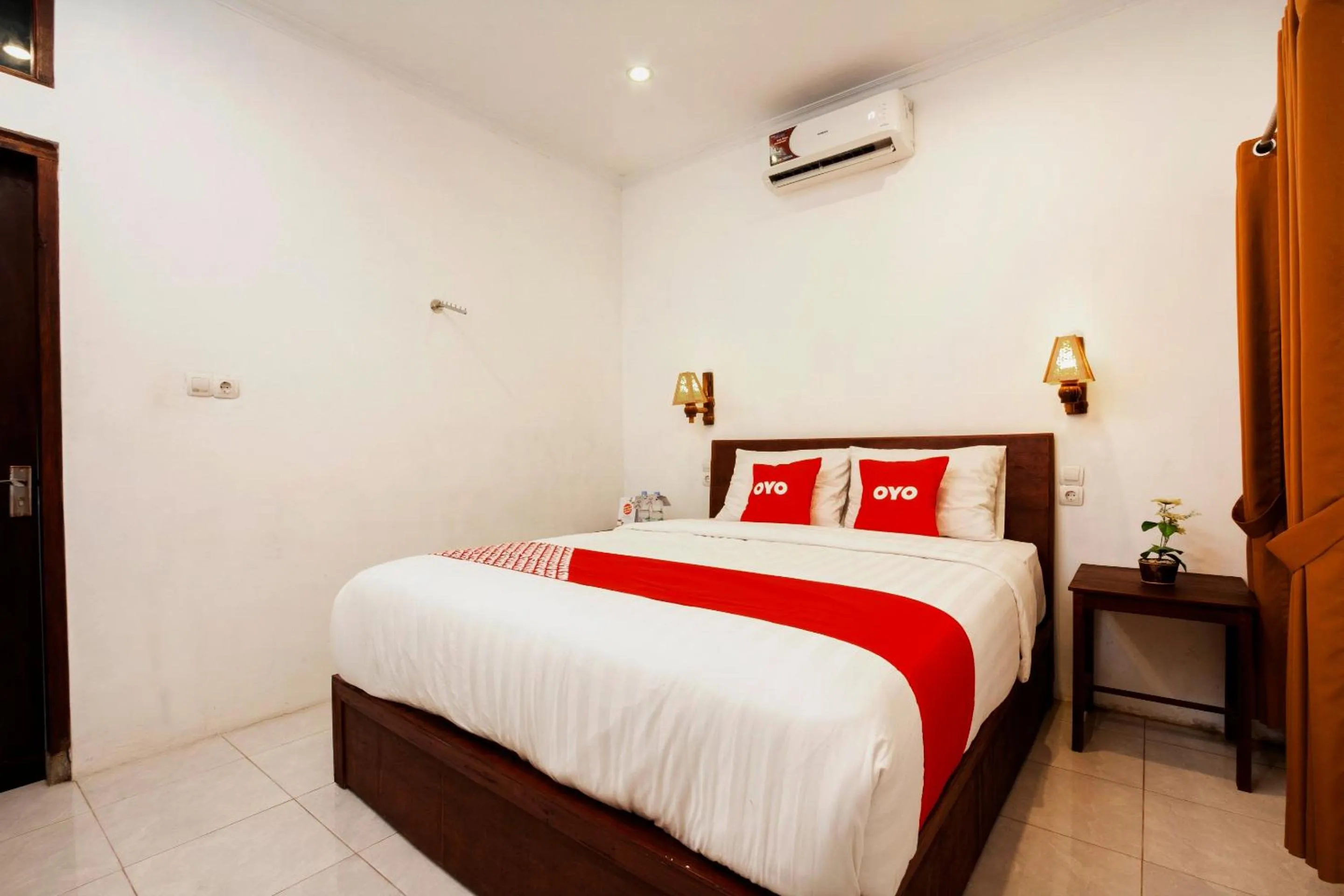 Bedroom in Hotel O Abhaya Mudra Homestay