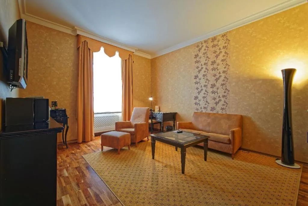 SKARITZ Hotel & Residence