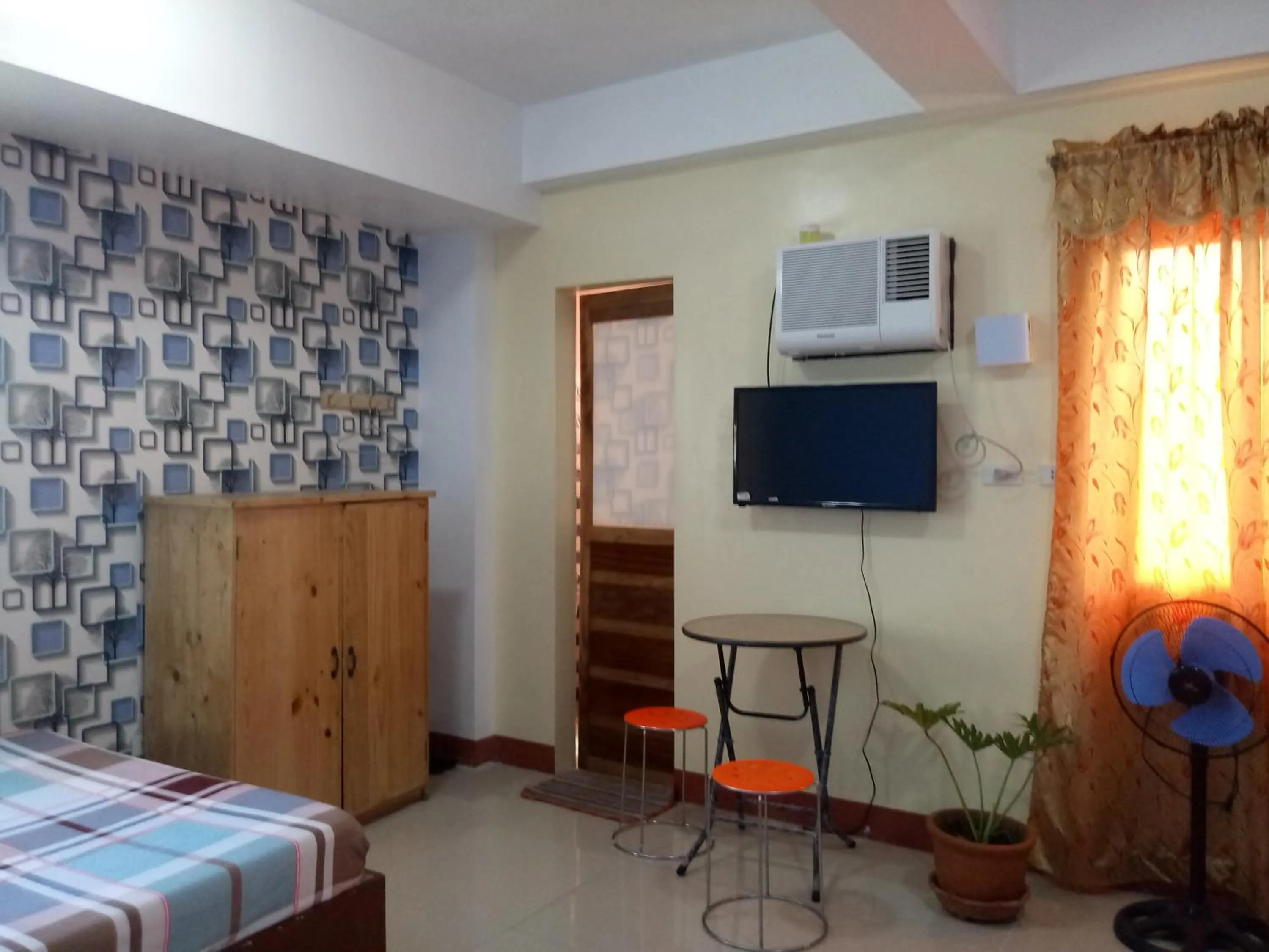 Bed in Mayon Lodging House