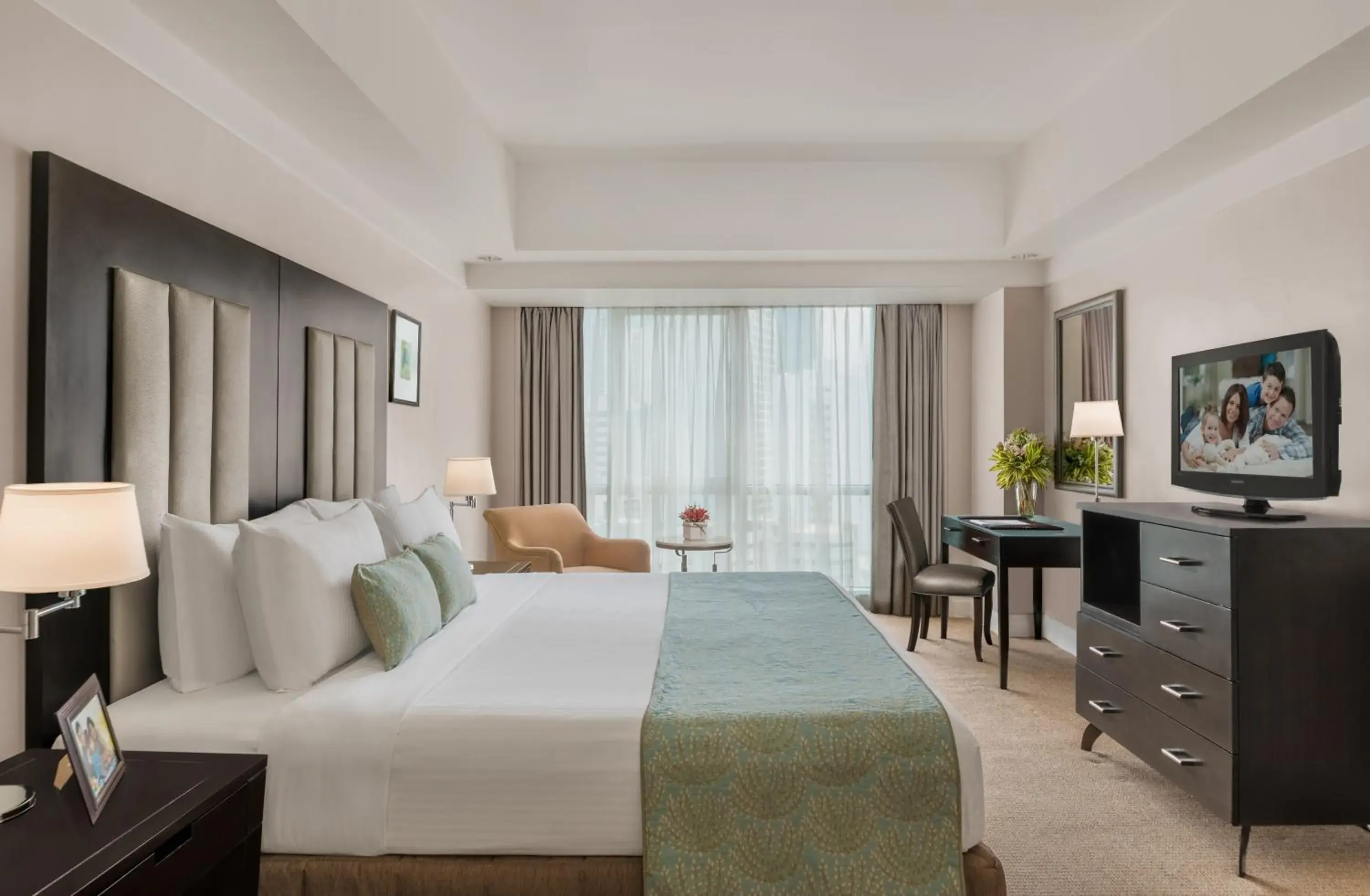 One-Bedroom Executive Room in Somerset Millennium Makati One-Bedroom Executive Room in Somerset Millennium Makati