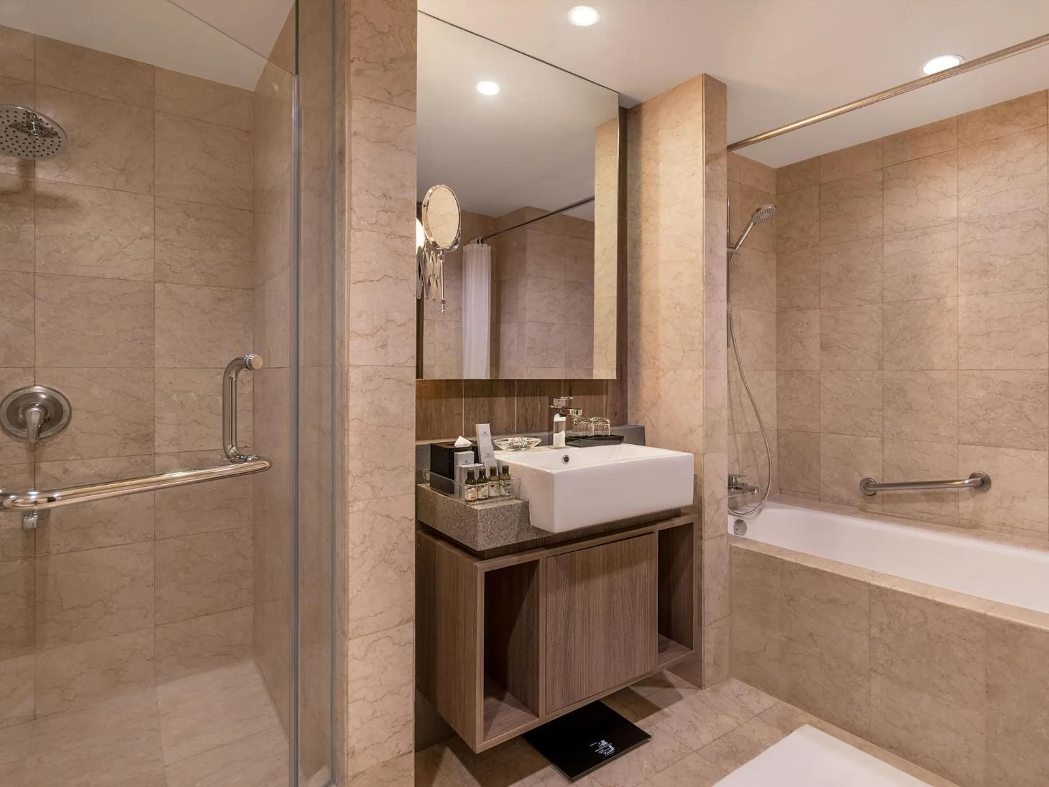 Shower in Somerset Millennium Makati