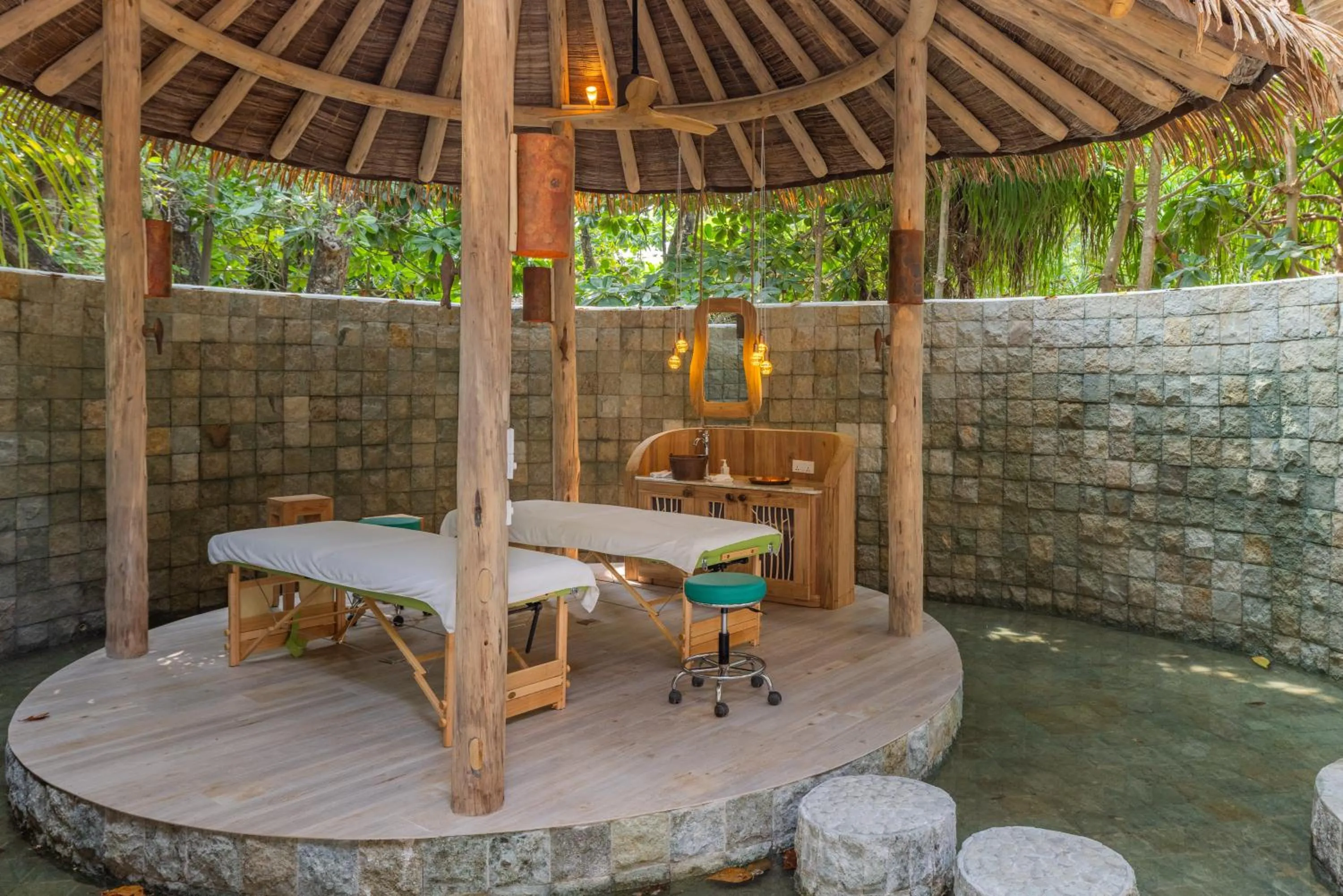 Massage in Soneva Fushi