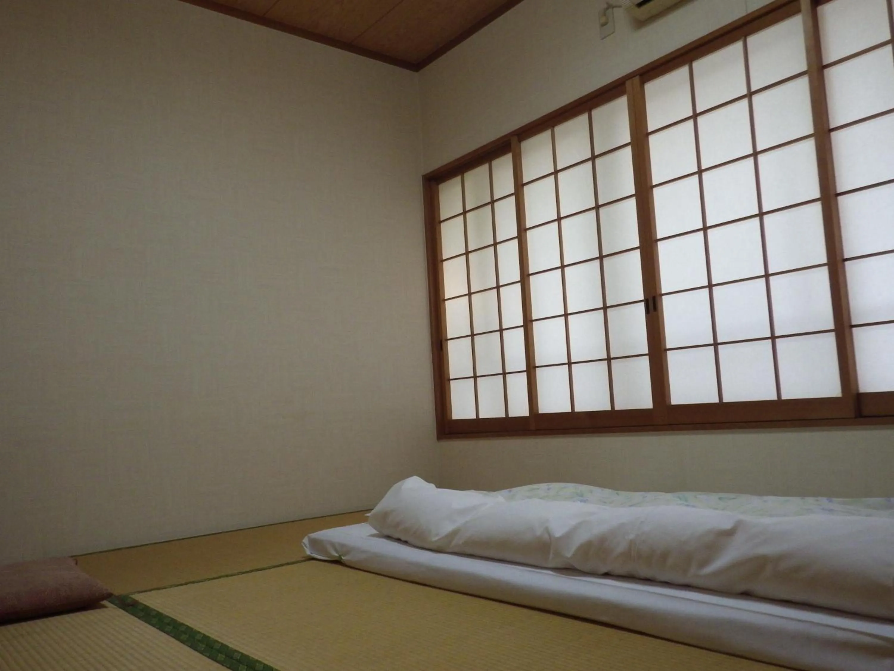 Photo of the whole room in Uokagi Ryokan