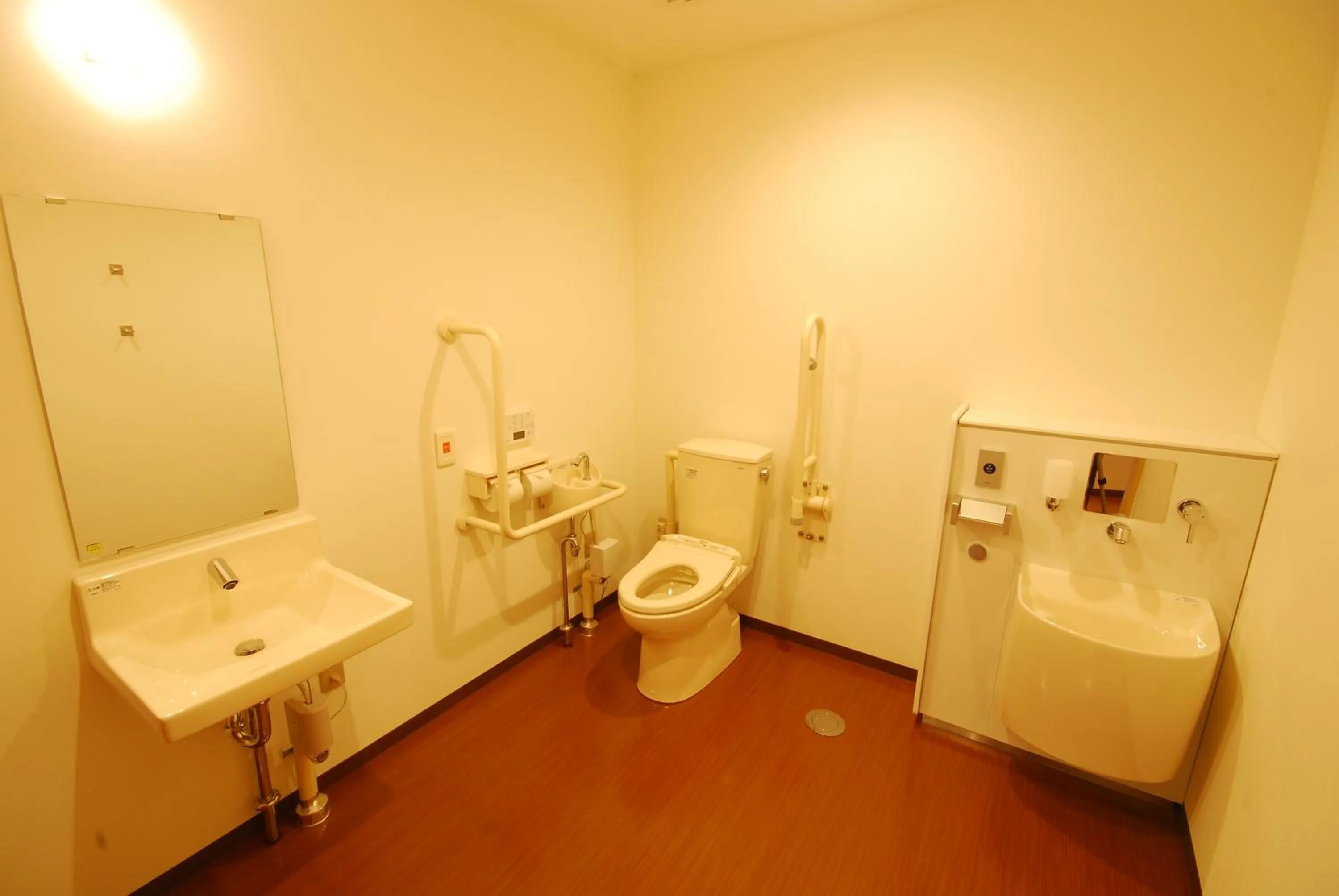 Toilet in 高野山 宿坊 増福院 -Koyasan Shukubo Zofukuin-