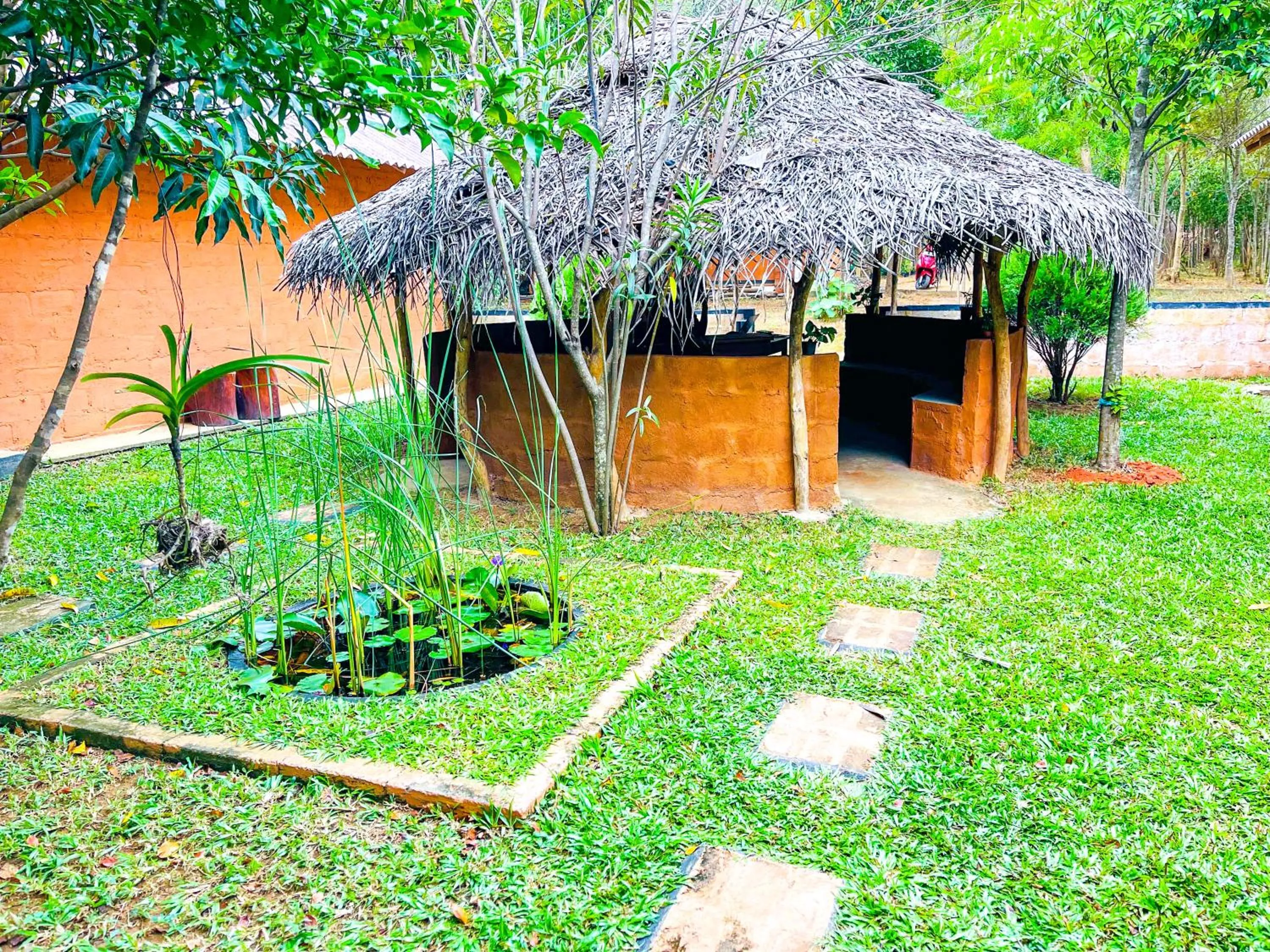 Spring in Hotel Niyagala Lodge Sigiriya