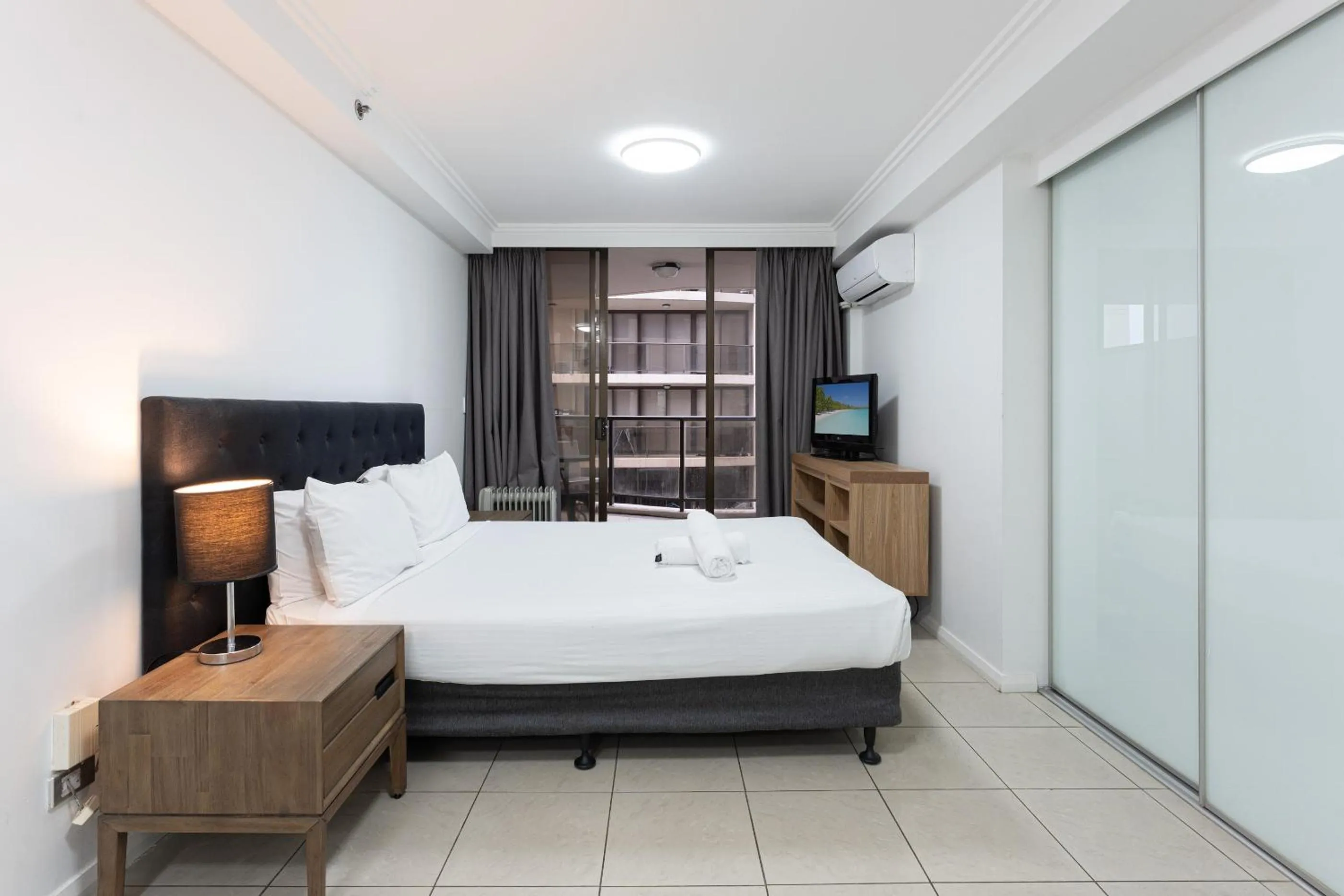 Bed in Fiori Apartments