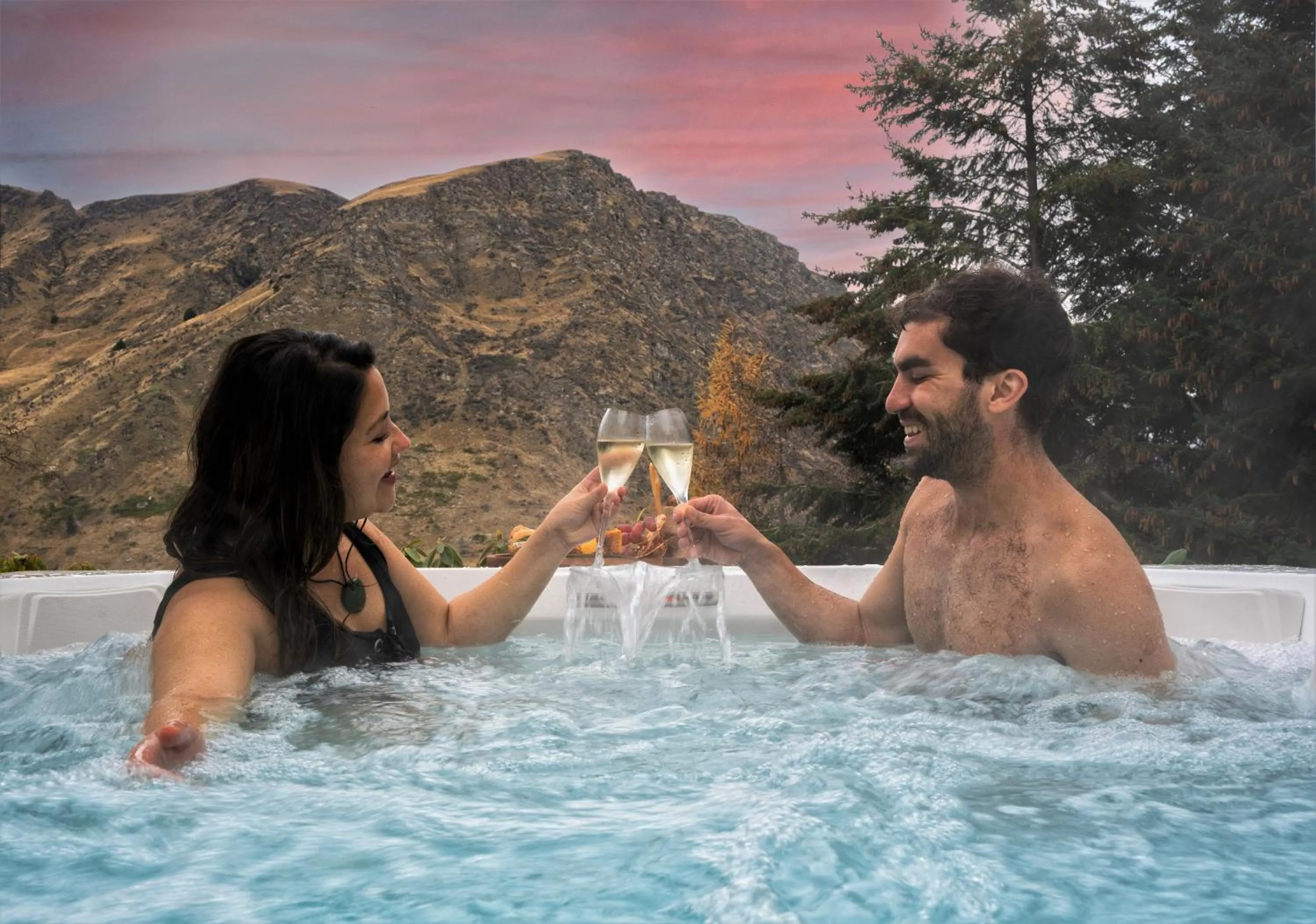 Hot Tub in Nugget Point Hotel