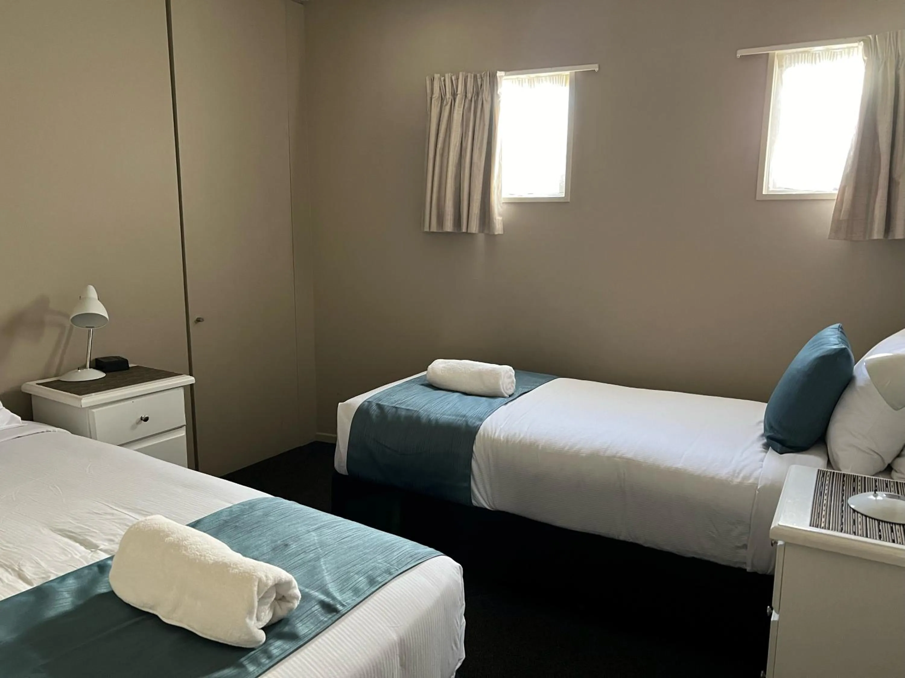 Bedroom, Bed in Airport Christchurch Motel