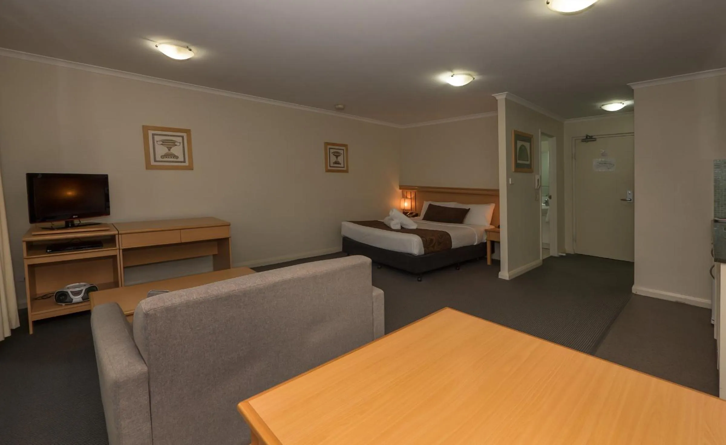 Photo of the whole room in Napoleon On Kent