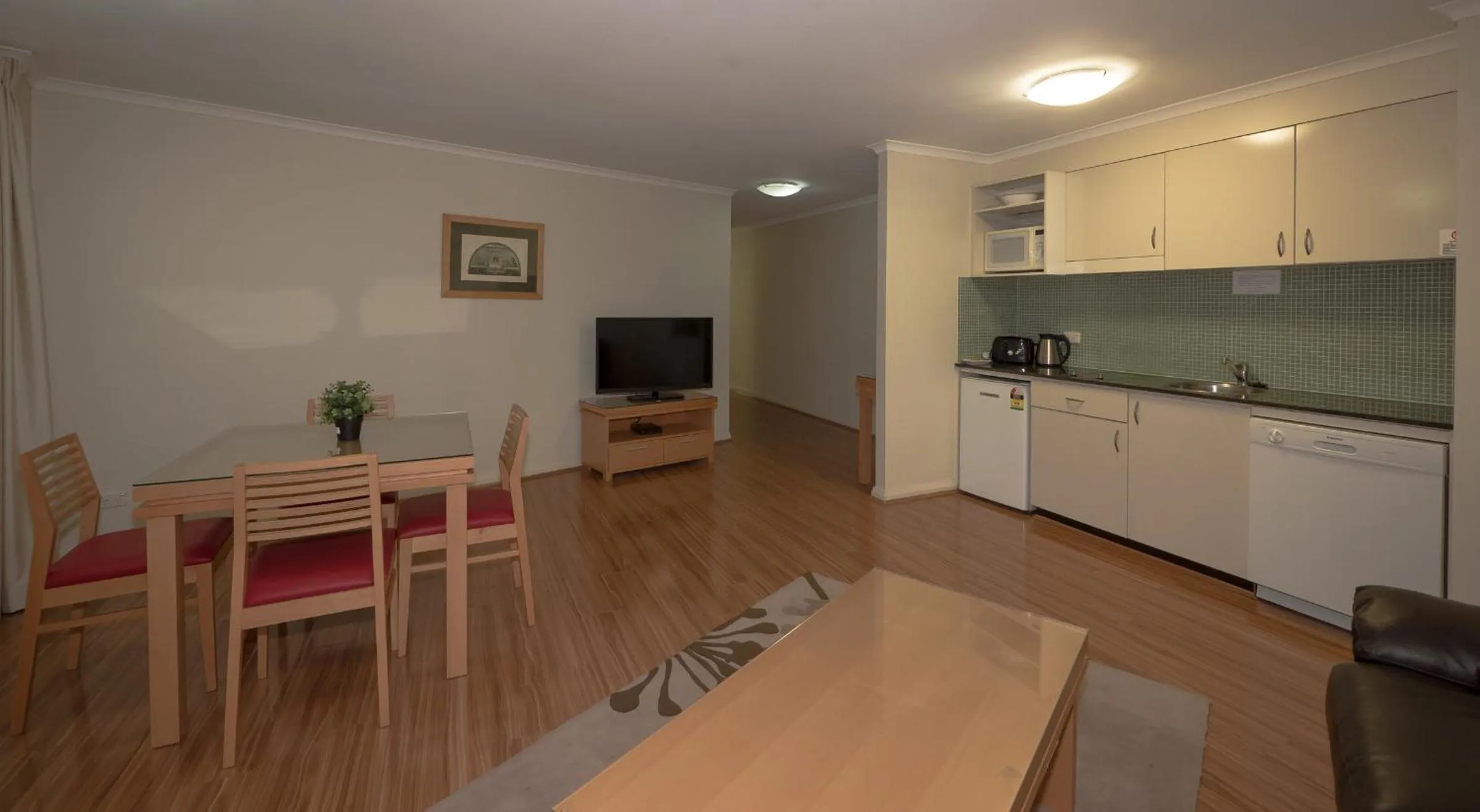 Dining area in Napoleon On Kent