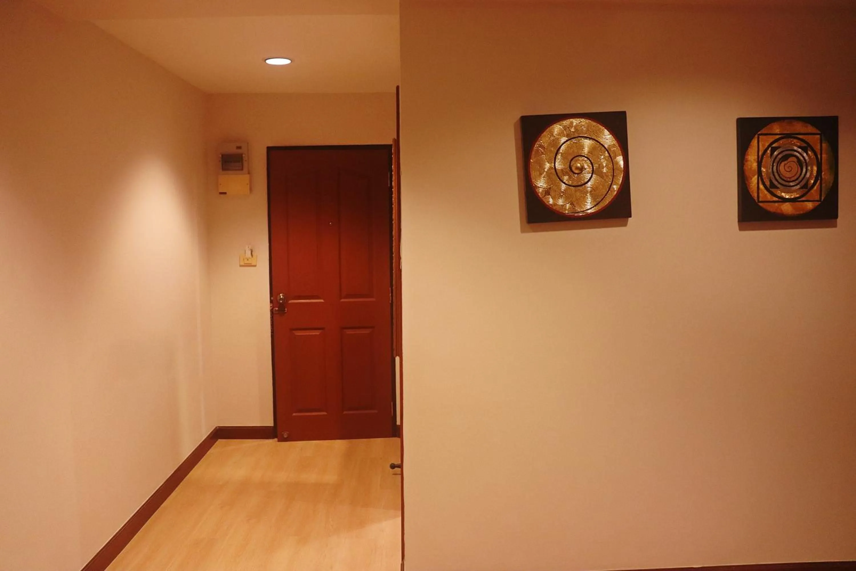 Facade/entrance in Inn House- SHA Extra Plus