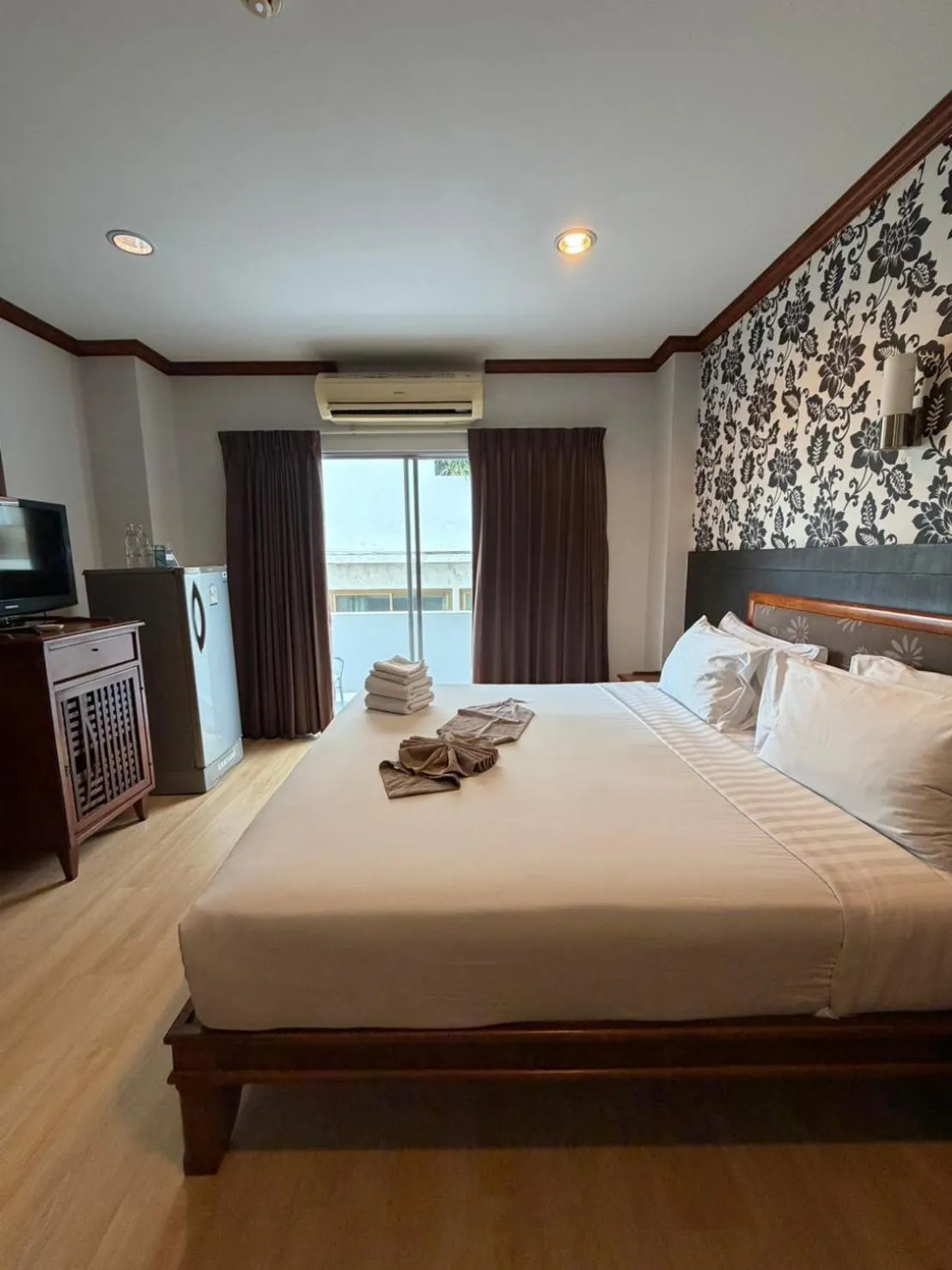 Bed in Inn House- SHA Extra Plus