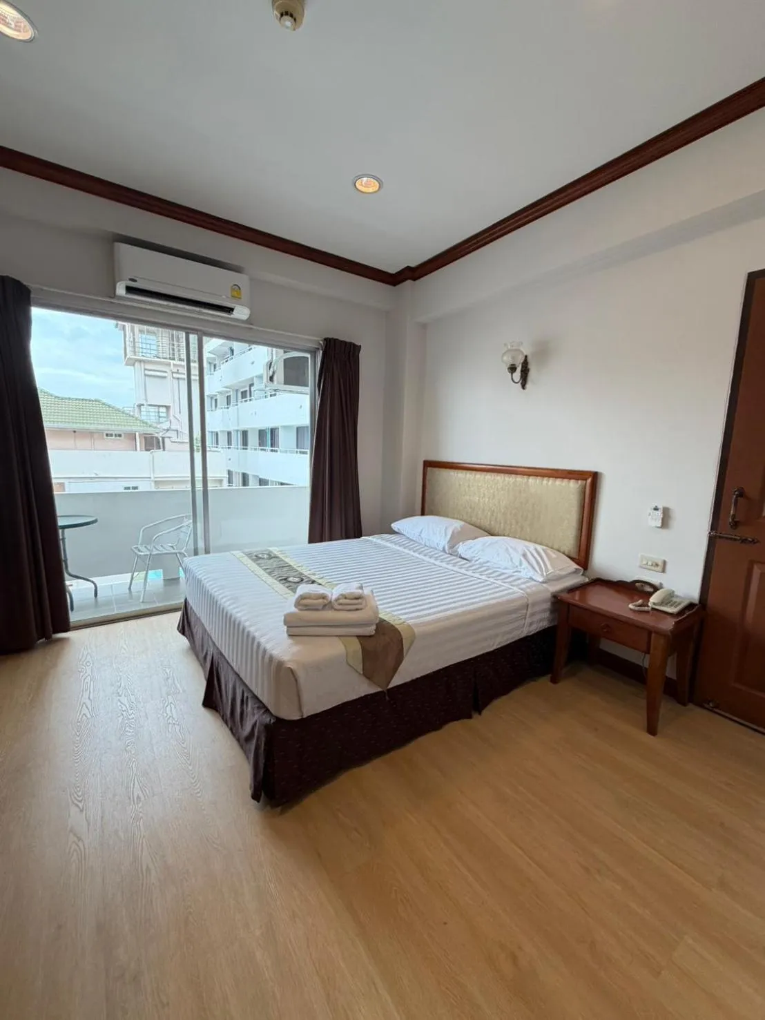 Bed in Inn House- SHA Extra Plus