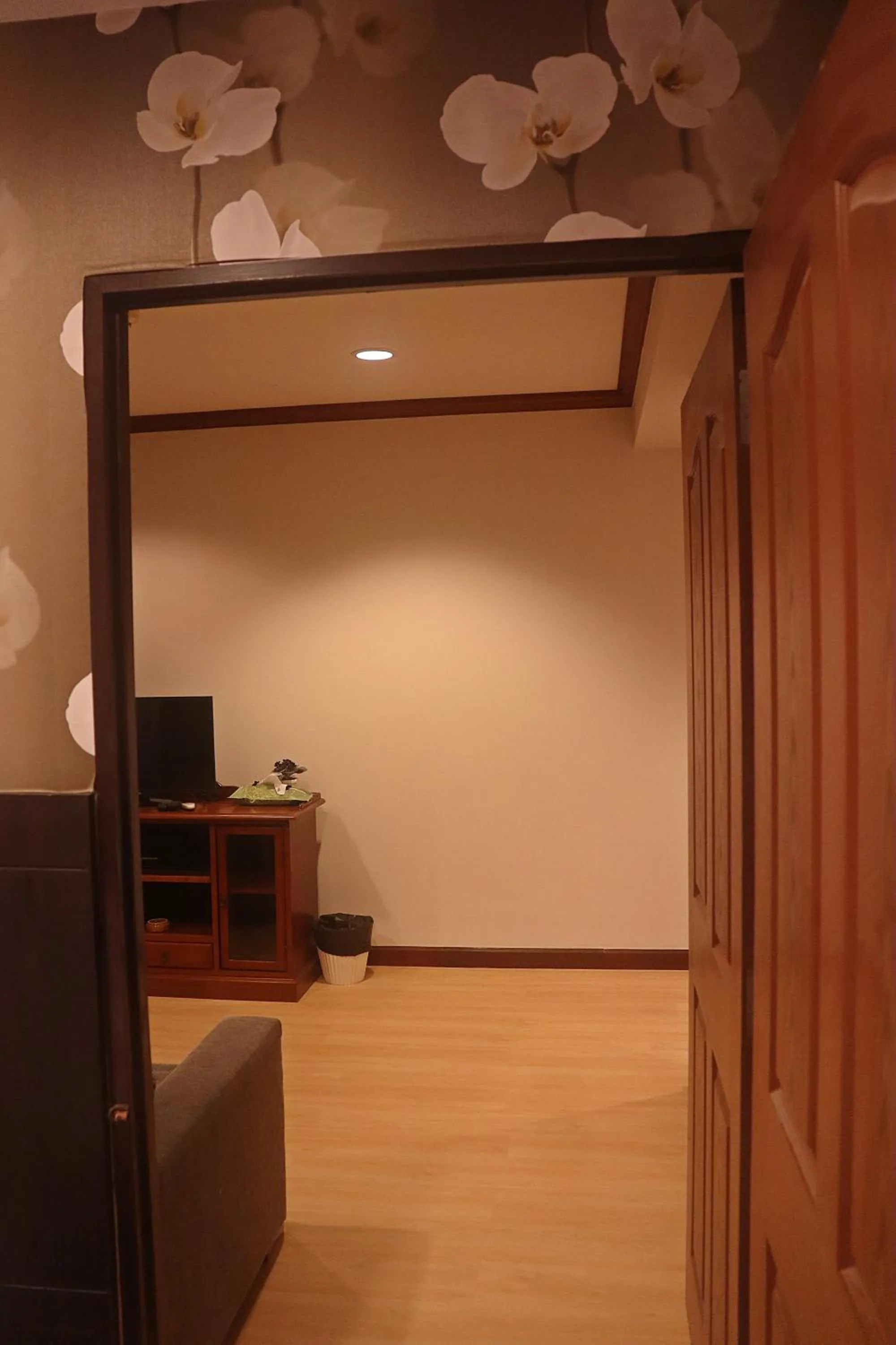 Communal lounge/ TV room in Inn House- SHA Extra Plus