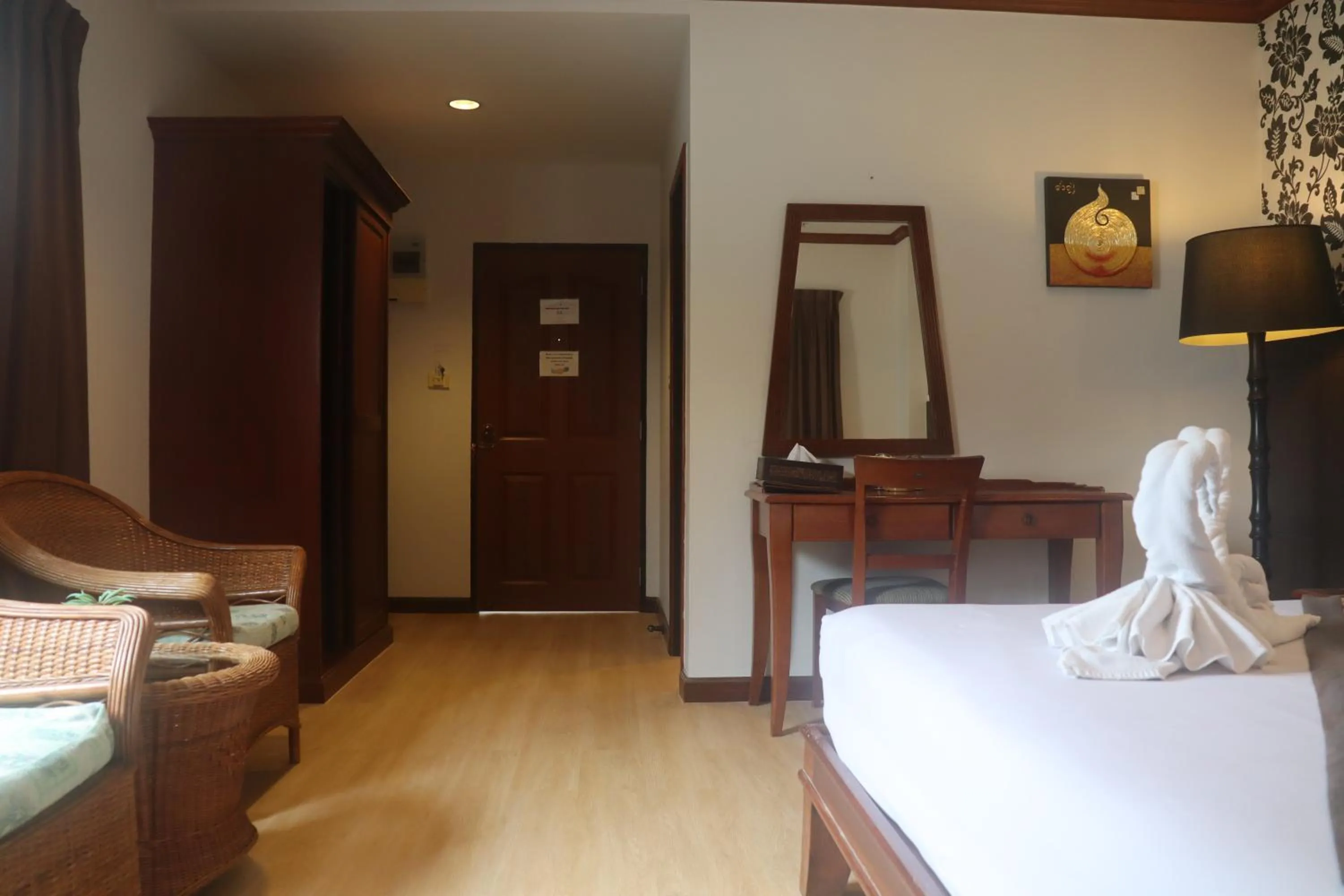 Bed in Inn House- SHA Extra Plus