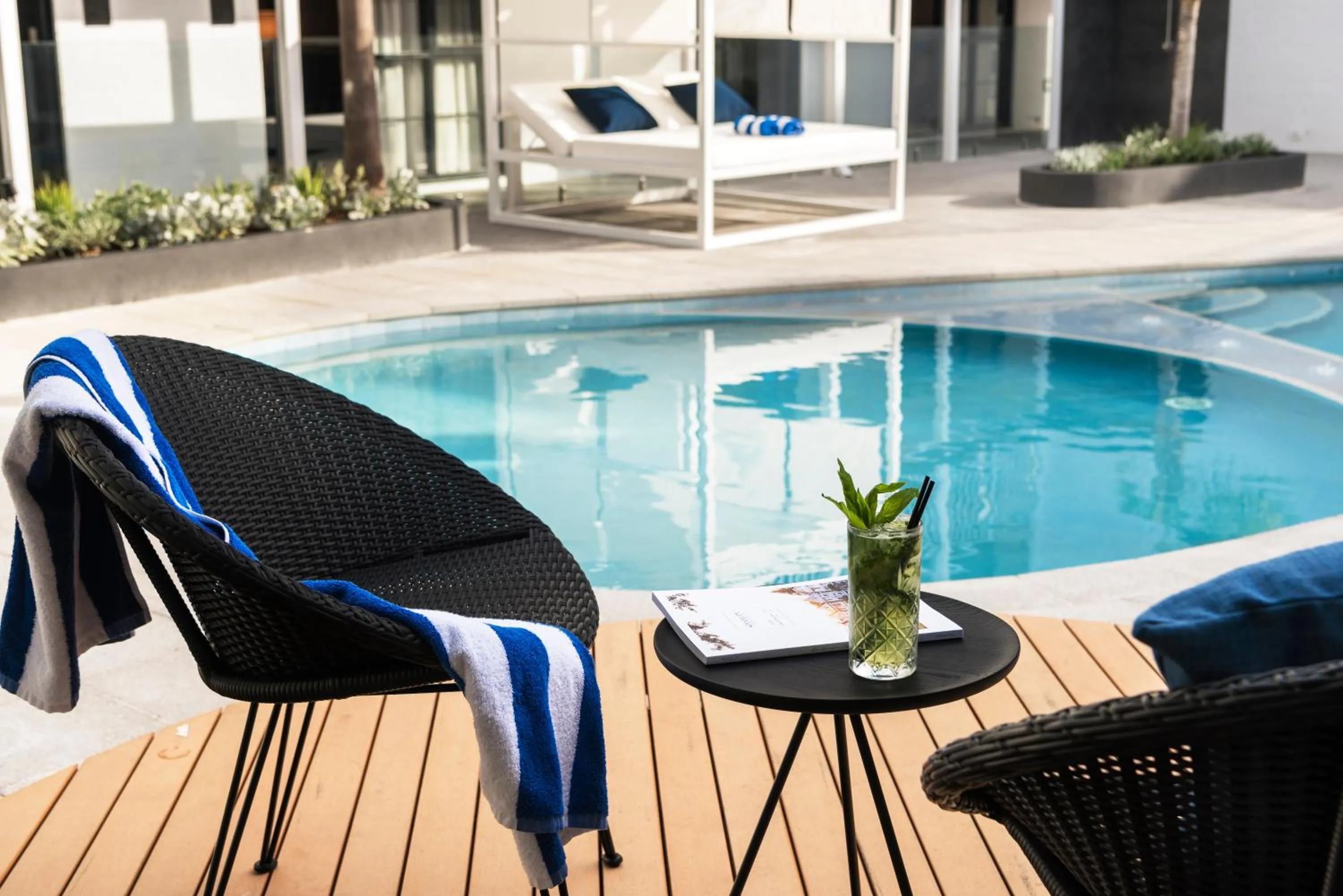 Swimming pool in Tradewinds Hotel and Suites Fremantle