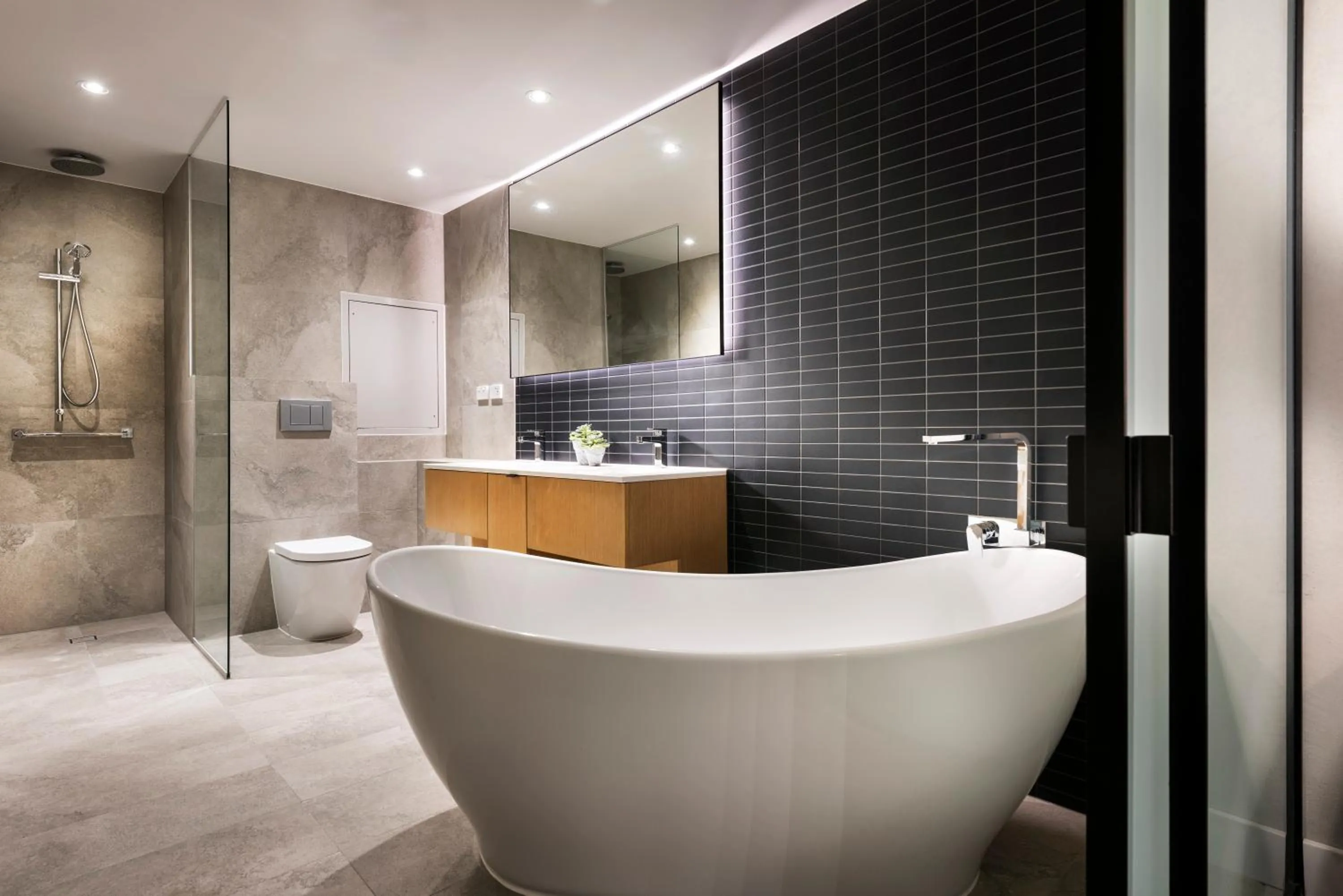 Bathroom in Tradewinds Hotel and Suites Fremantle