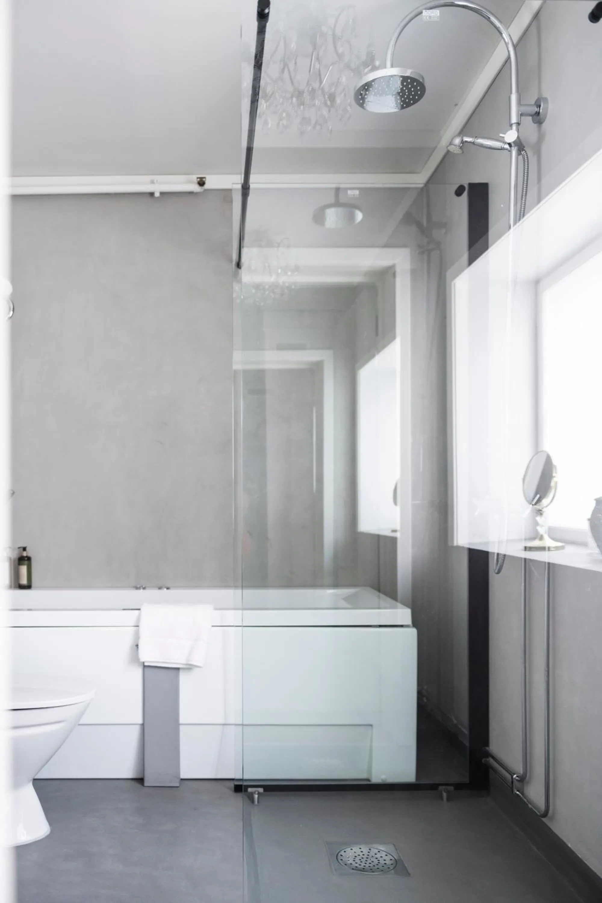 Bathroom in Sundvolden Hotel