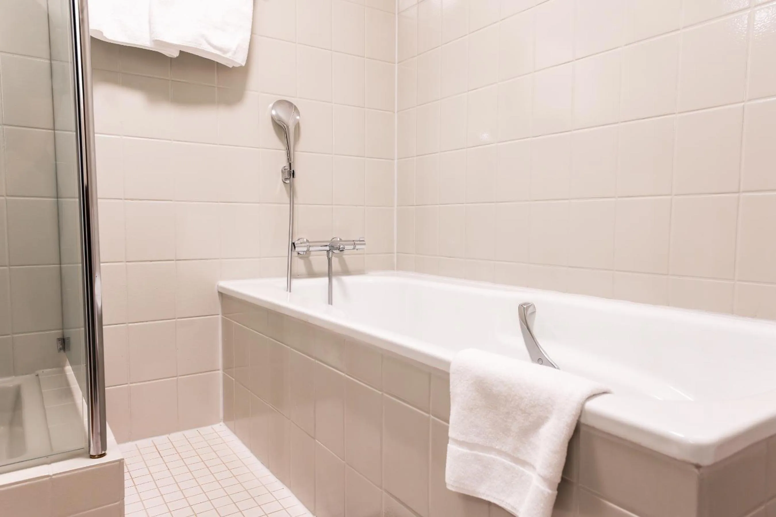 Bath in Sundvolden Hotel