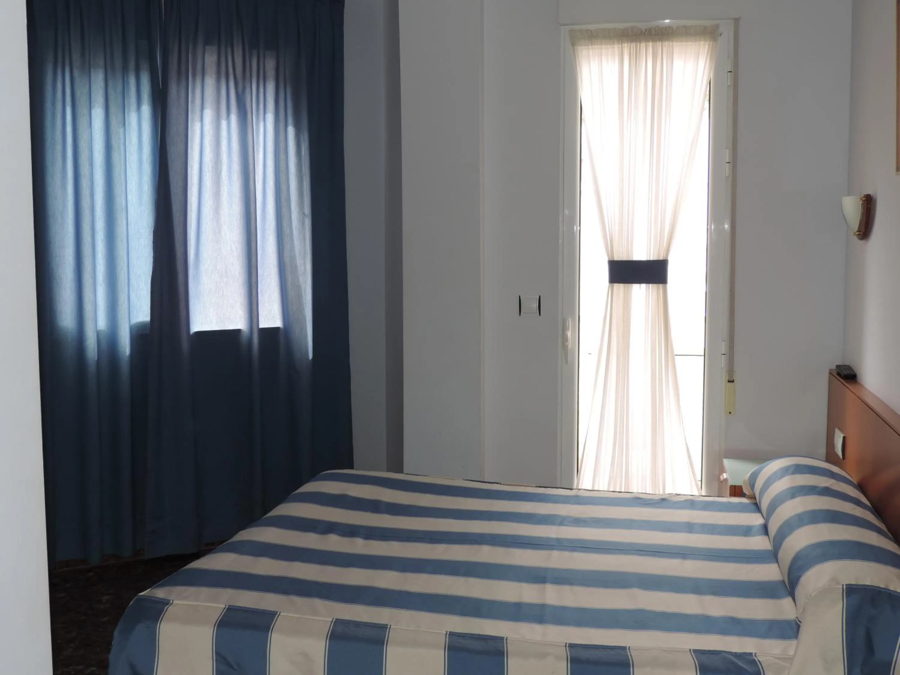 Bed in Hotel Costa San Antonio